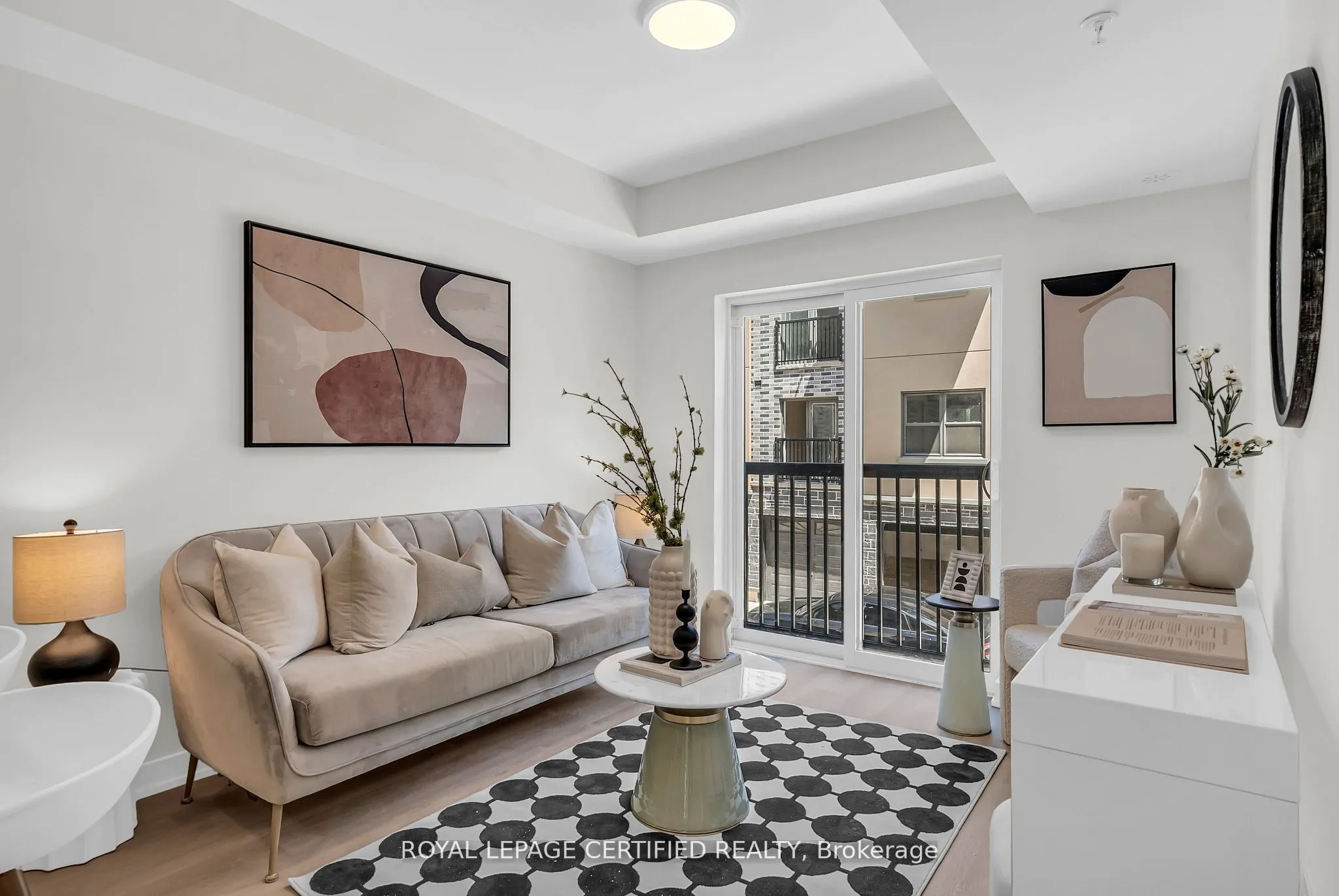 400 Mary Street E, #21