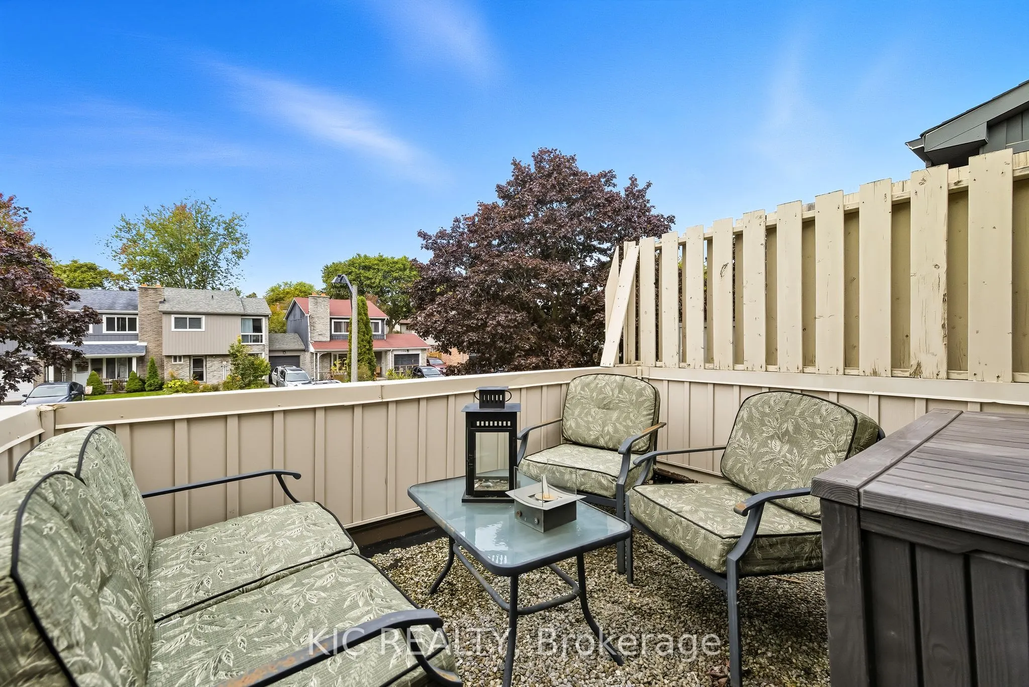 1795 Listowell Crescent