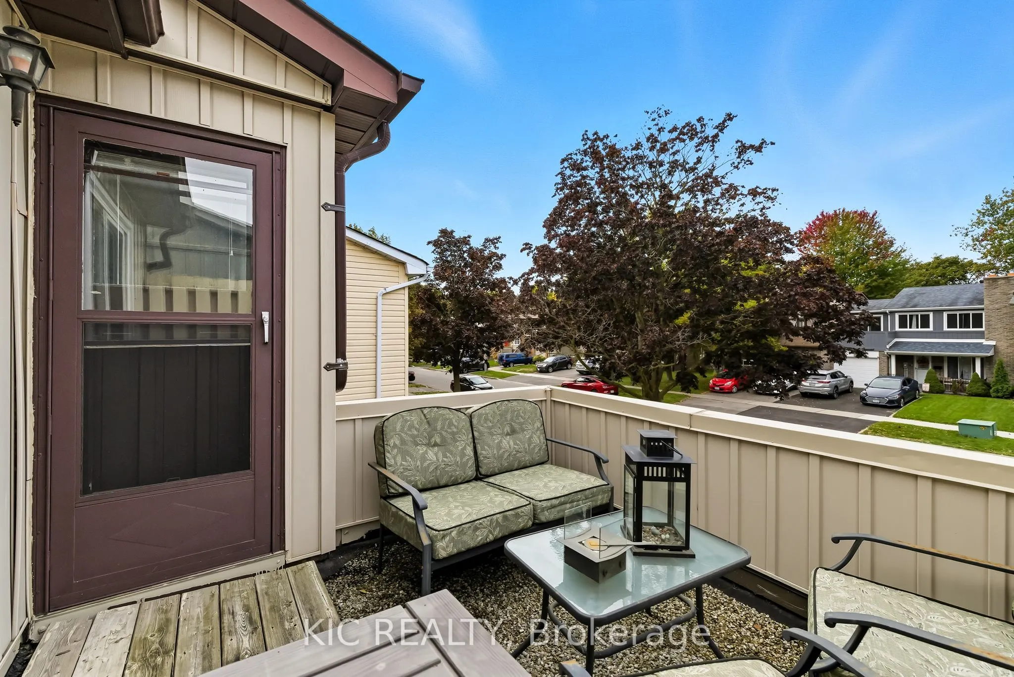 1795 Listowell Crescent