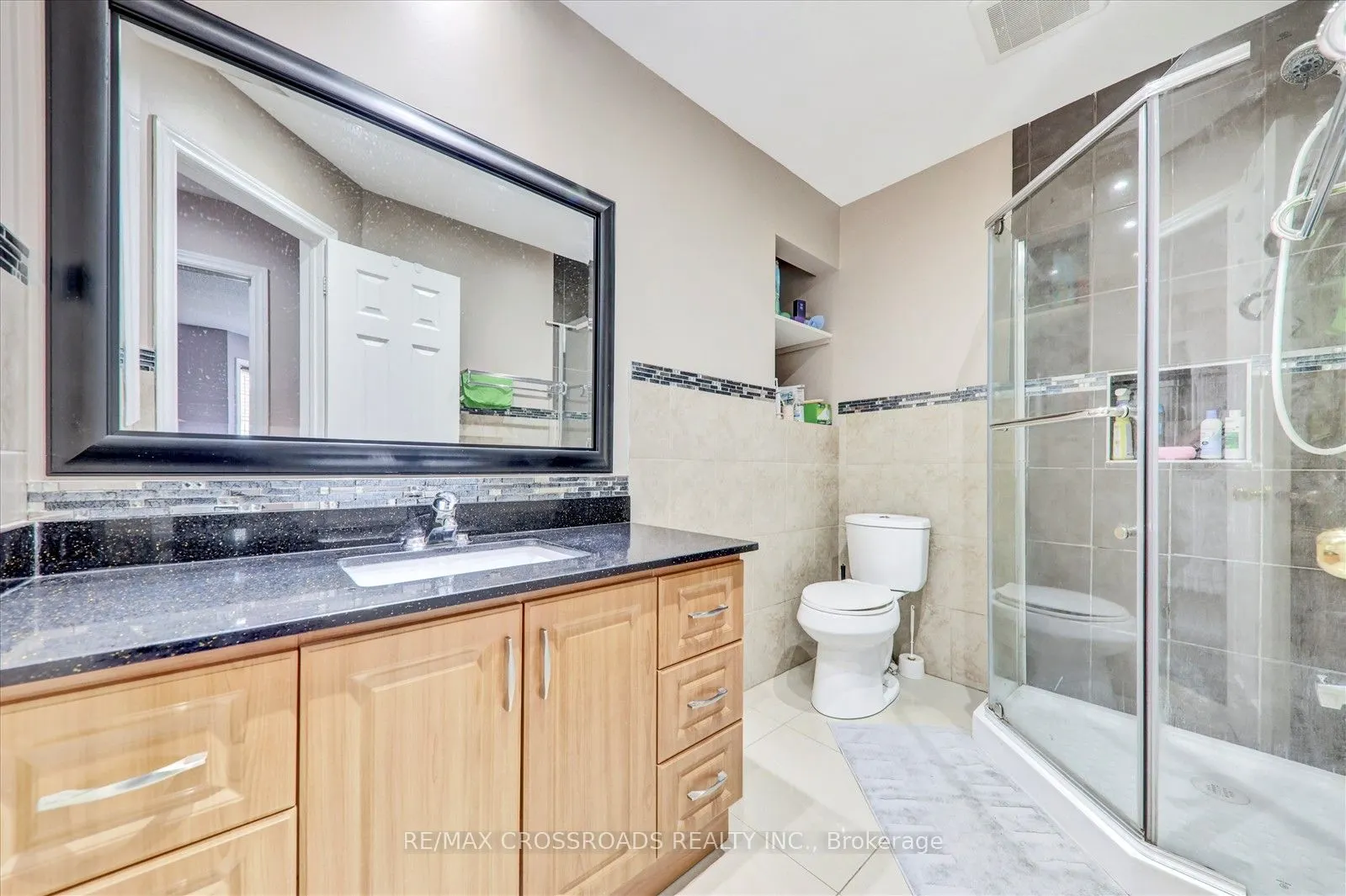 33 Greenhalf Drive