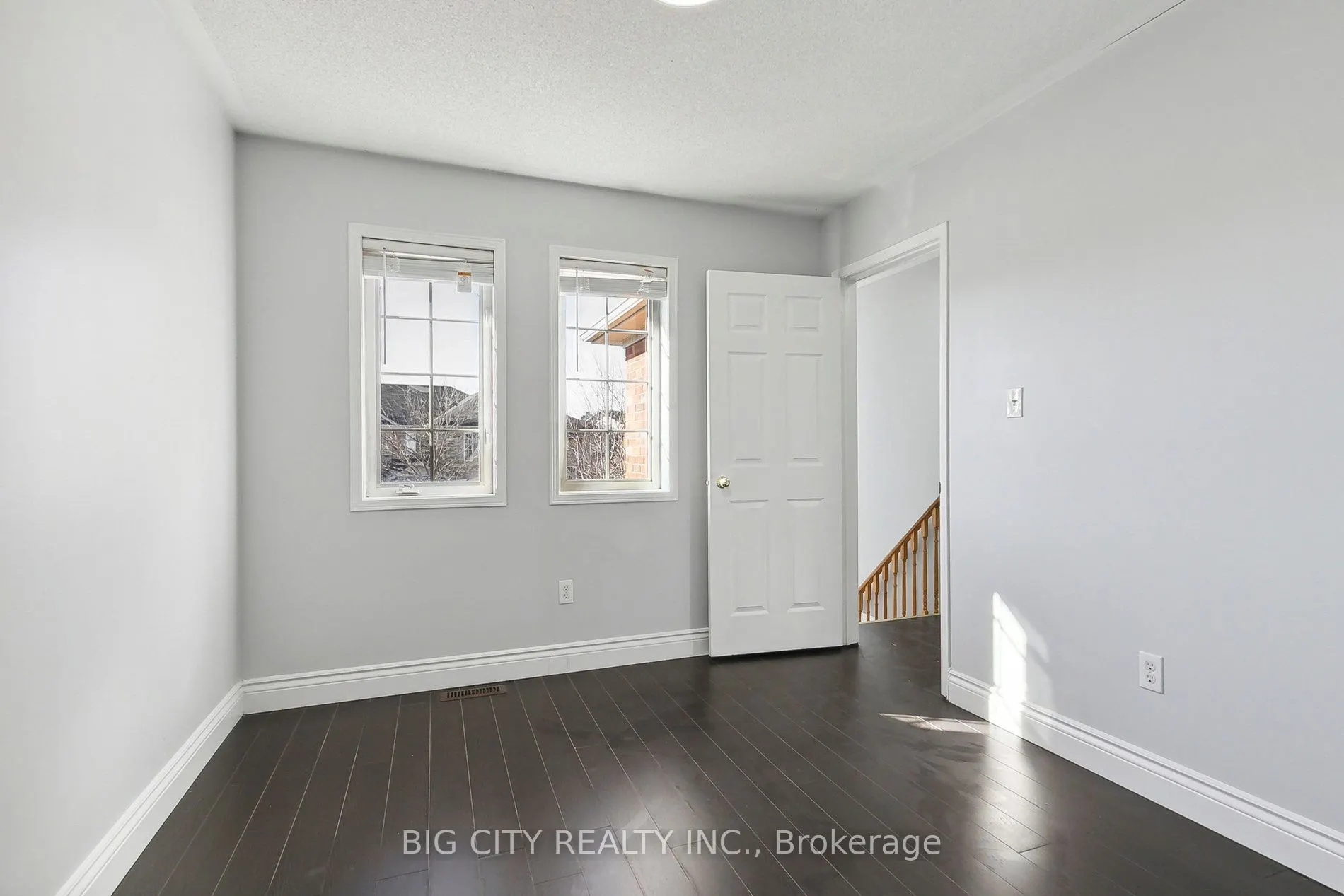 27 Angier Crescent, #Upper