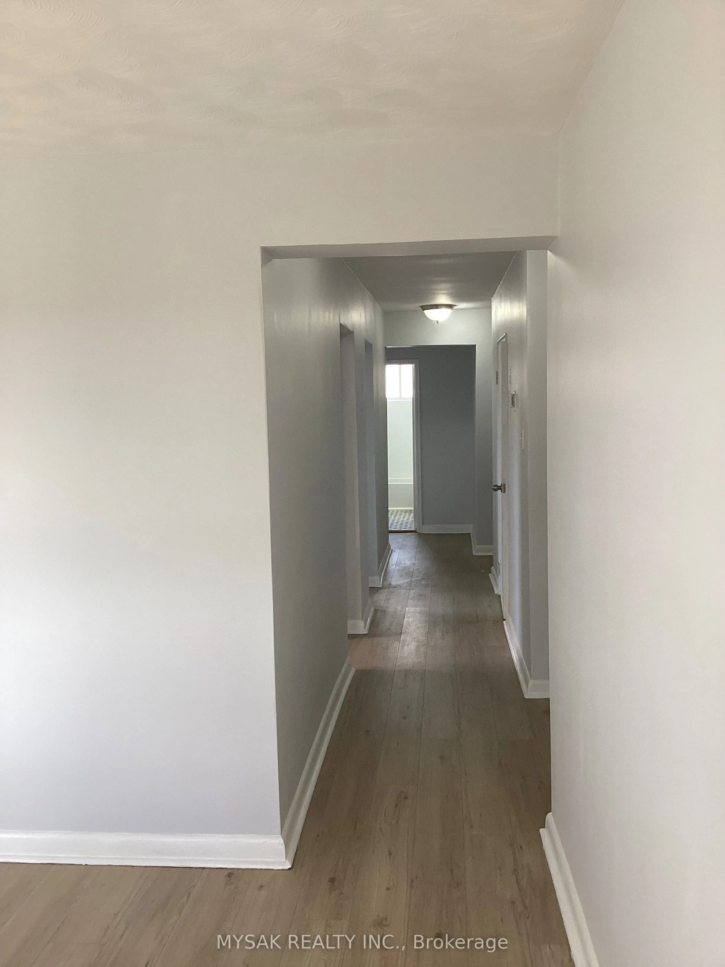 1033 Ravine Road