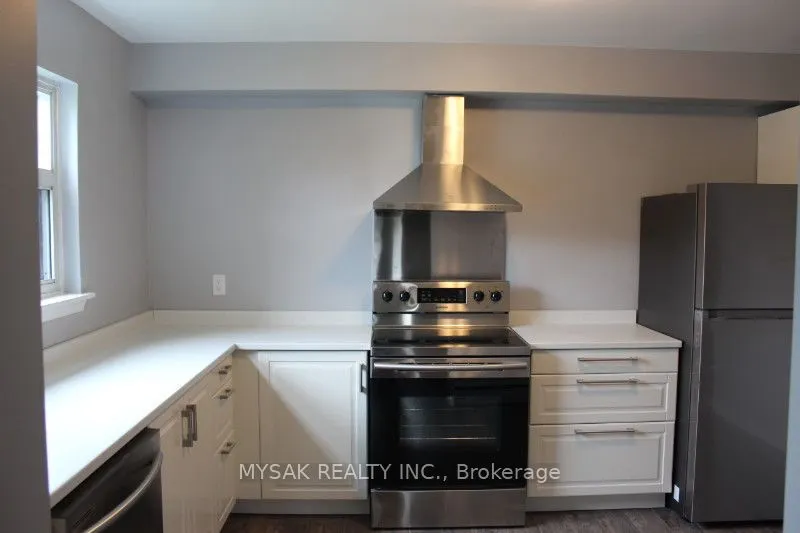 1033 Ravine Road