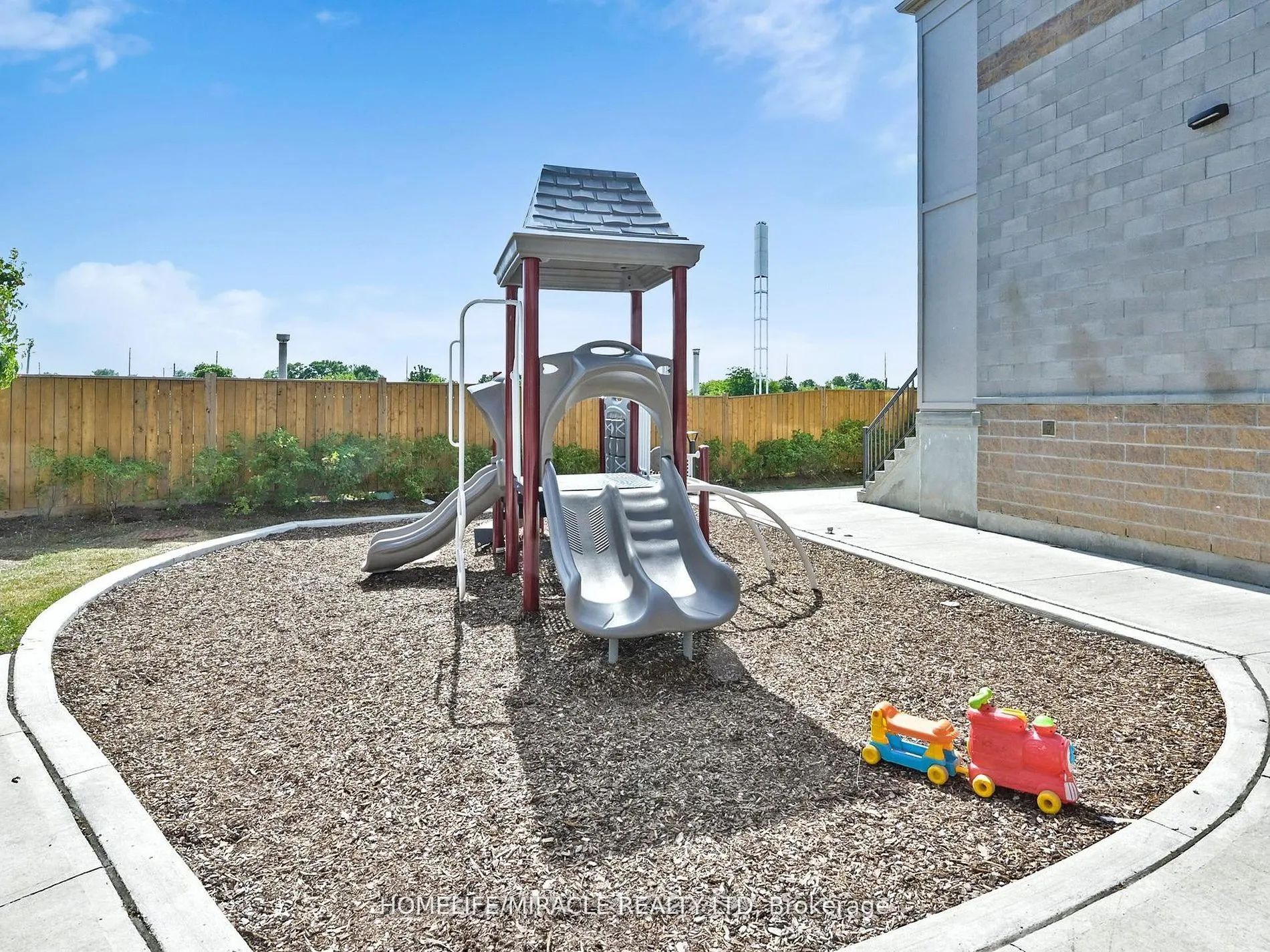 490 Beresford Path, #12