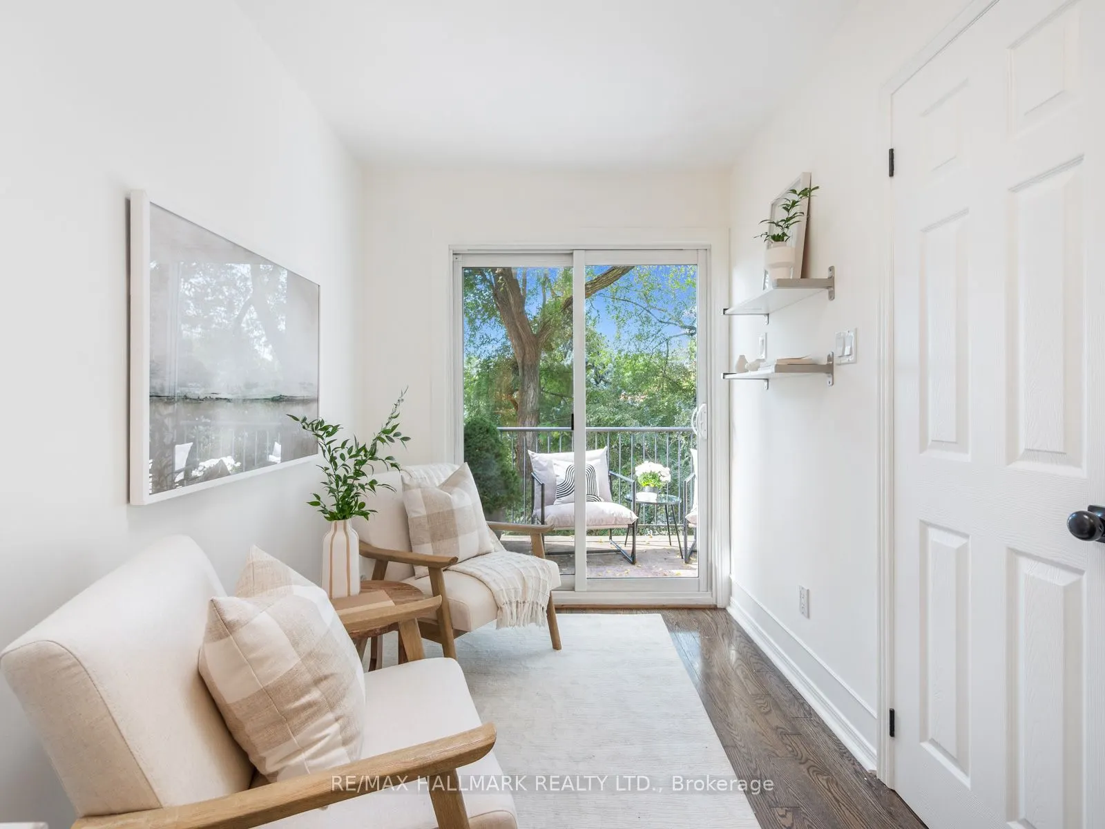 66 Boultbee Avenue, #2