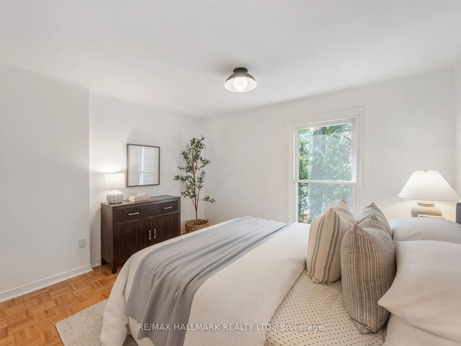 66 Boultbee Avenue, #2