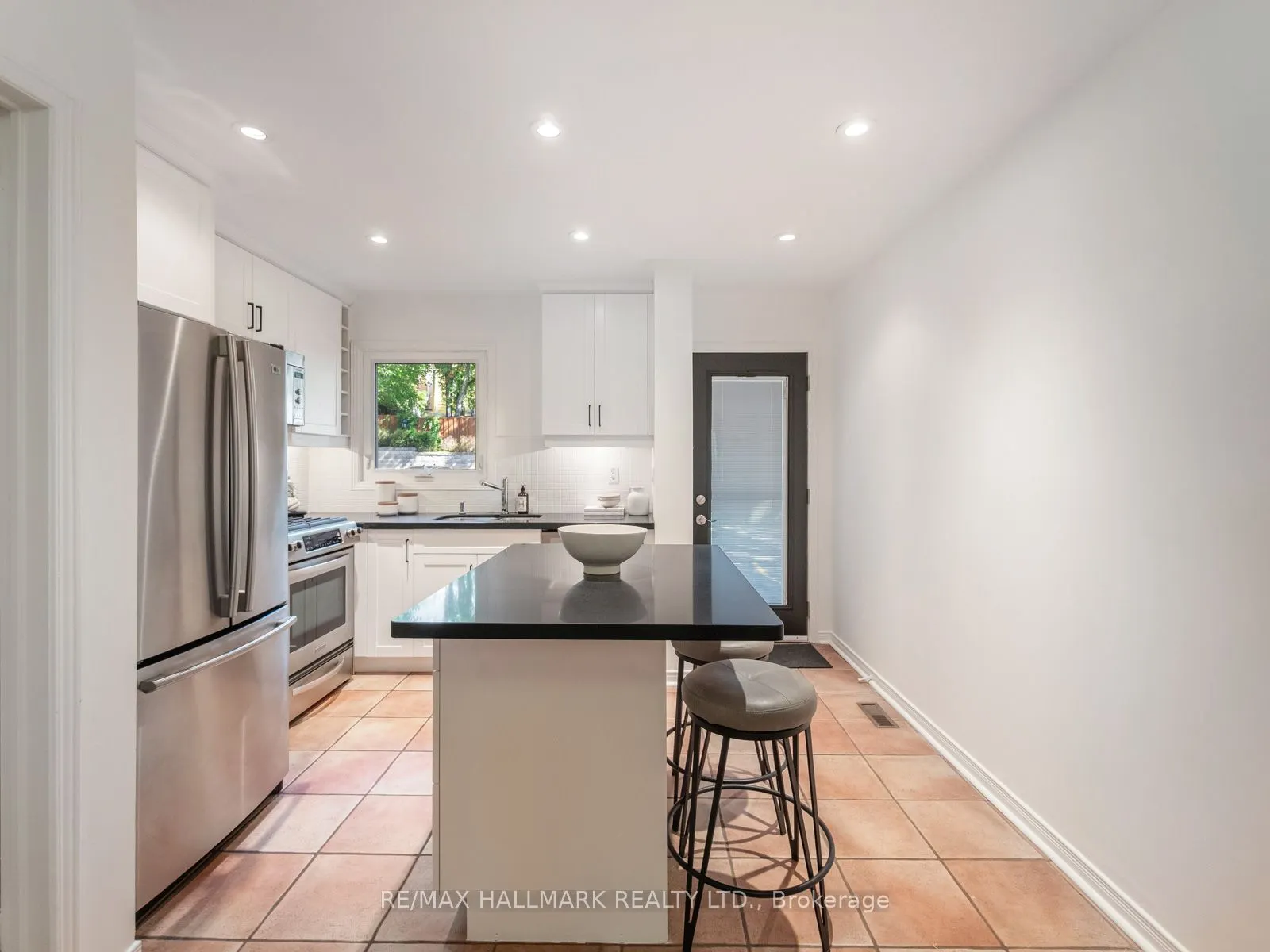 66 Boultbee Avenue, #2