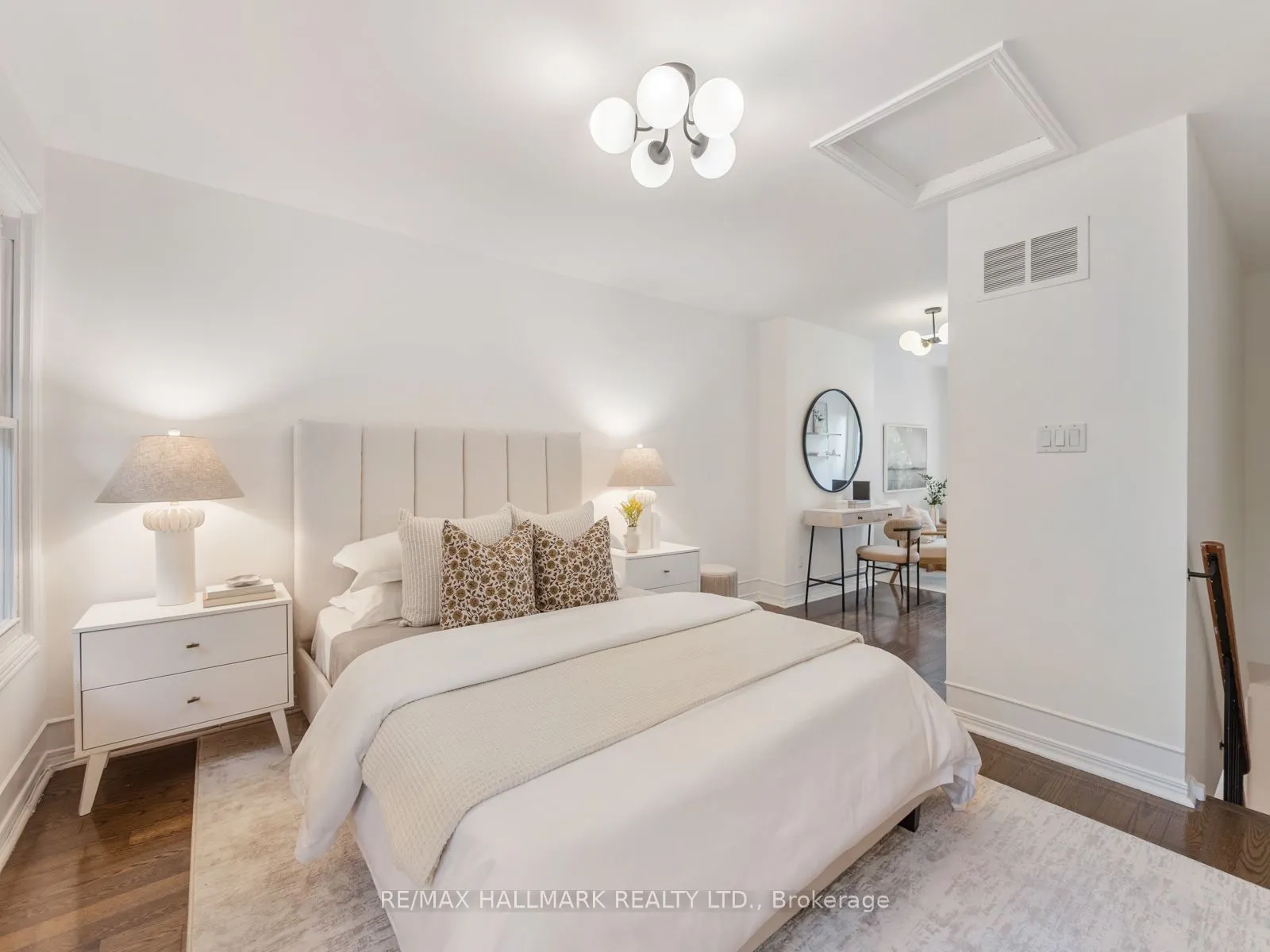 66 Boultbee Avenue, #2
