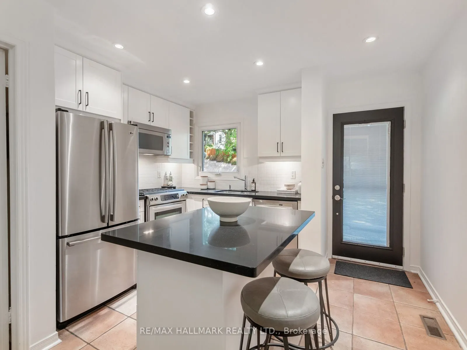 66 Boultbee Avenue, #2