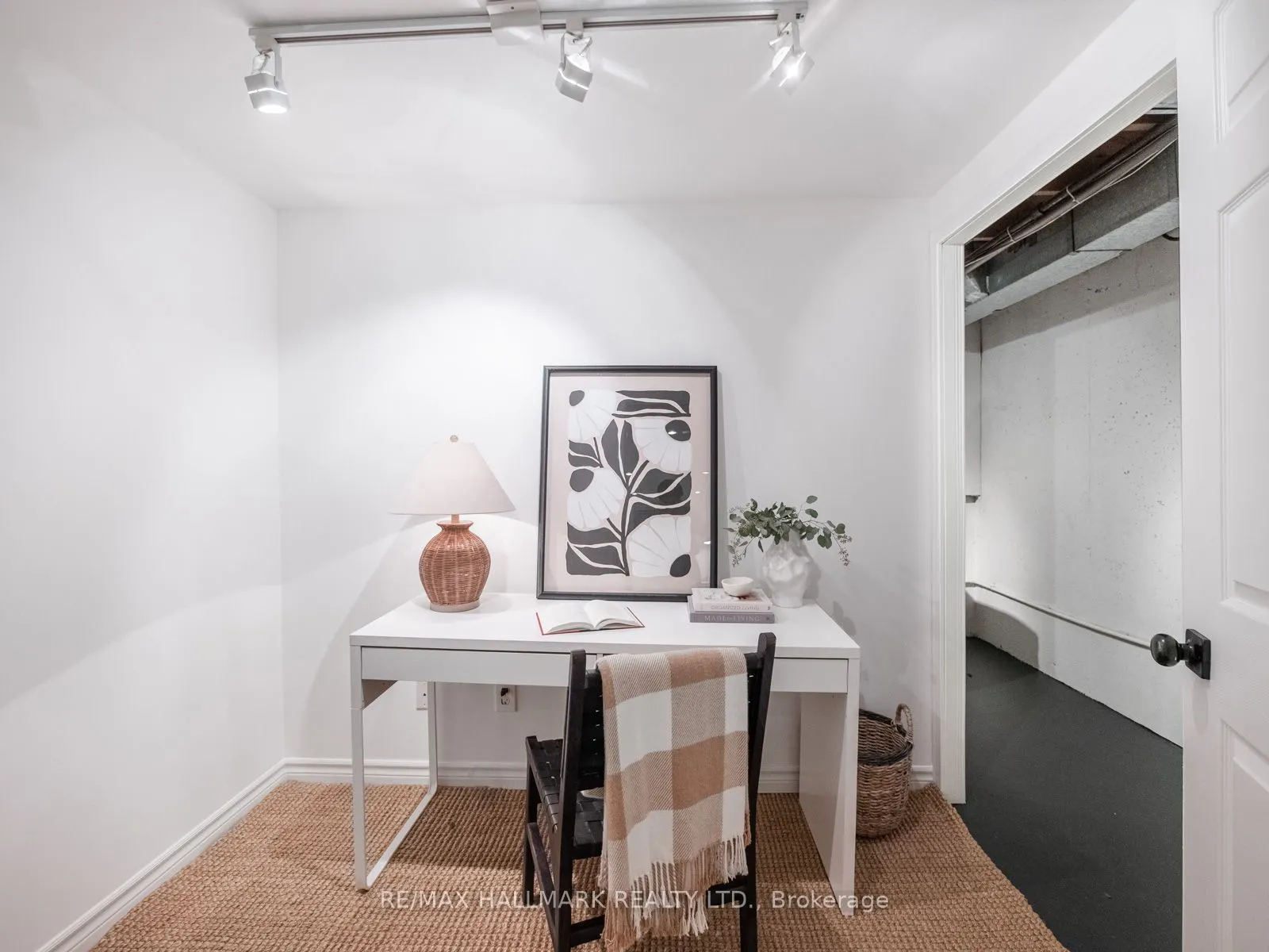 66 Boultbee Avenue, #2