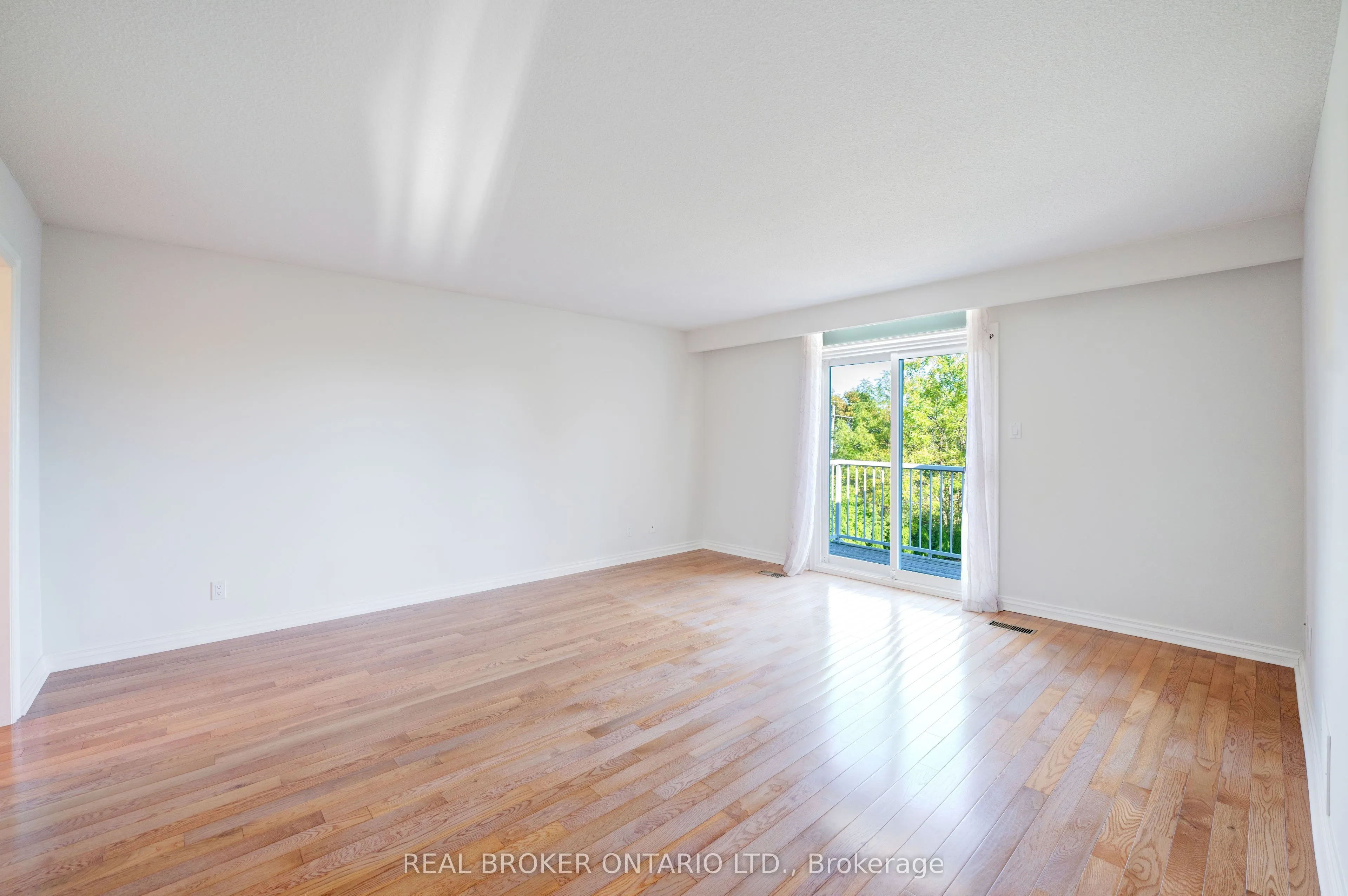 87A Hill Crescent