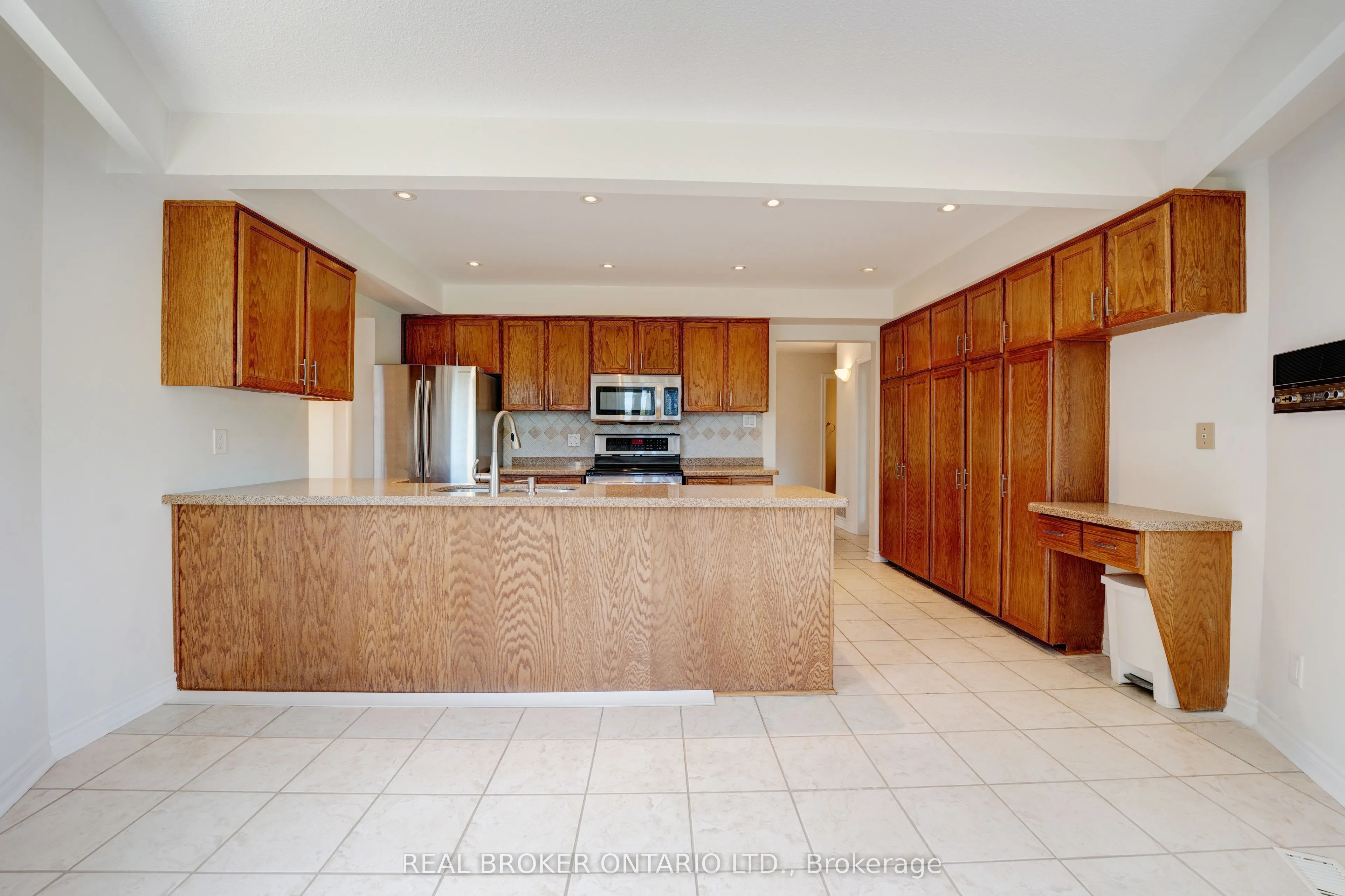 87A Hill Crescent