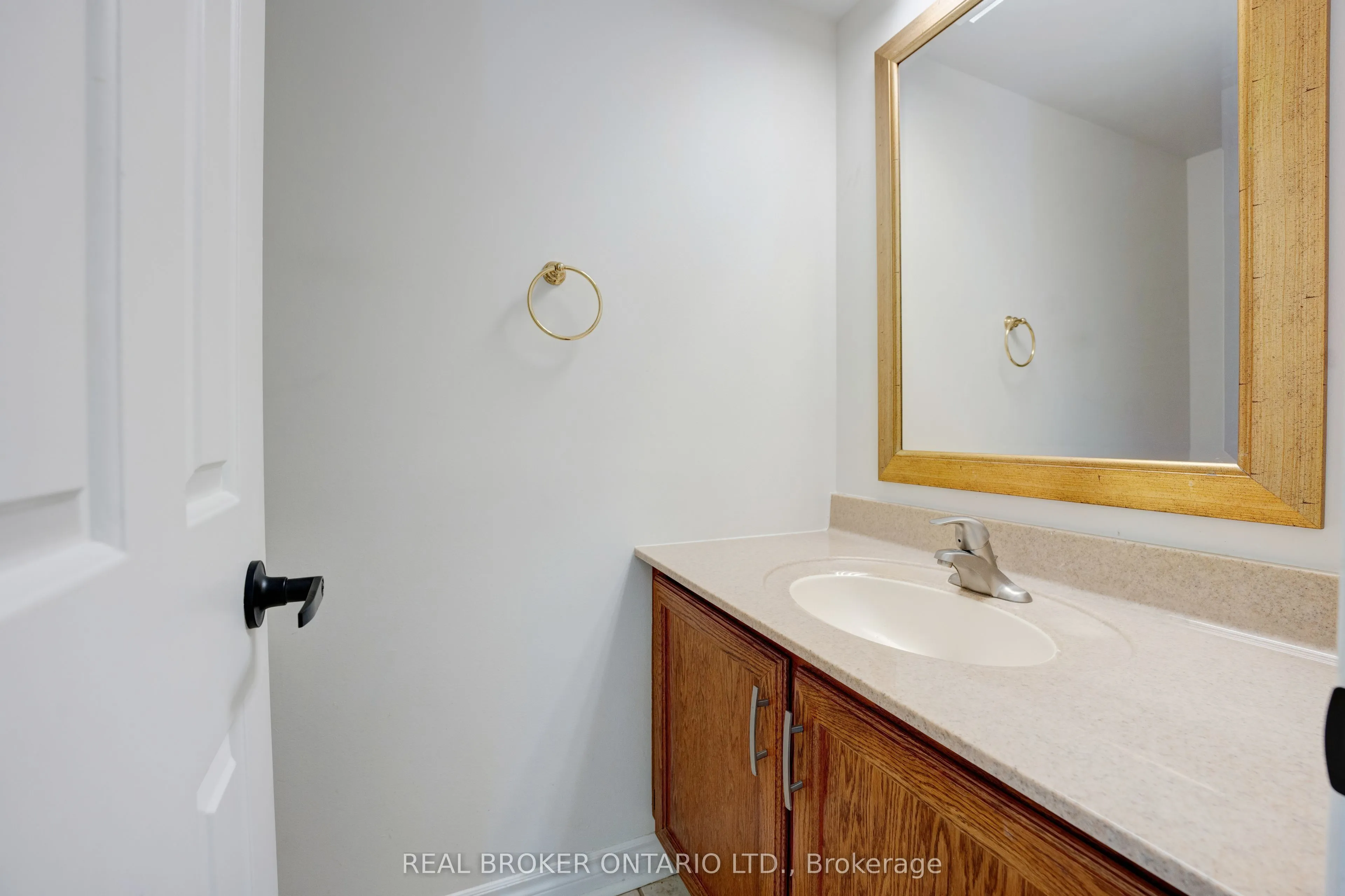 87A Hill Crescent