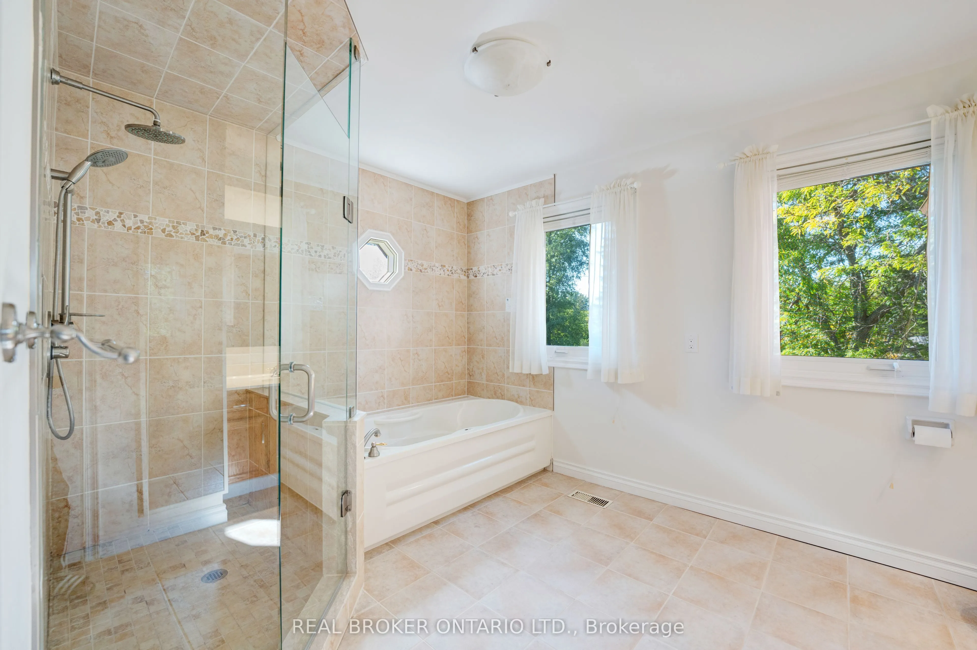 87A Hill Crescent