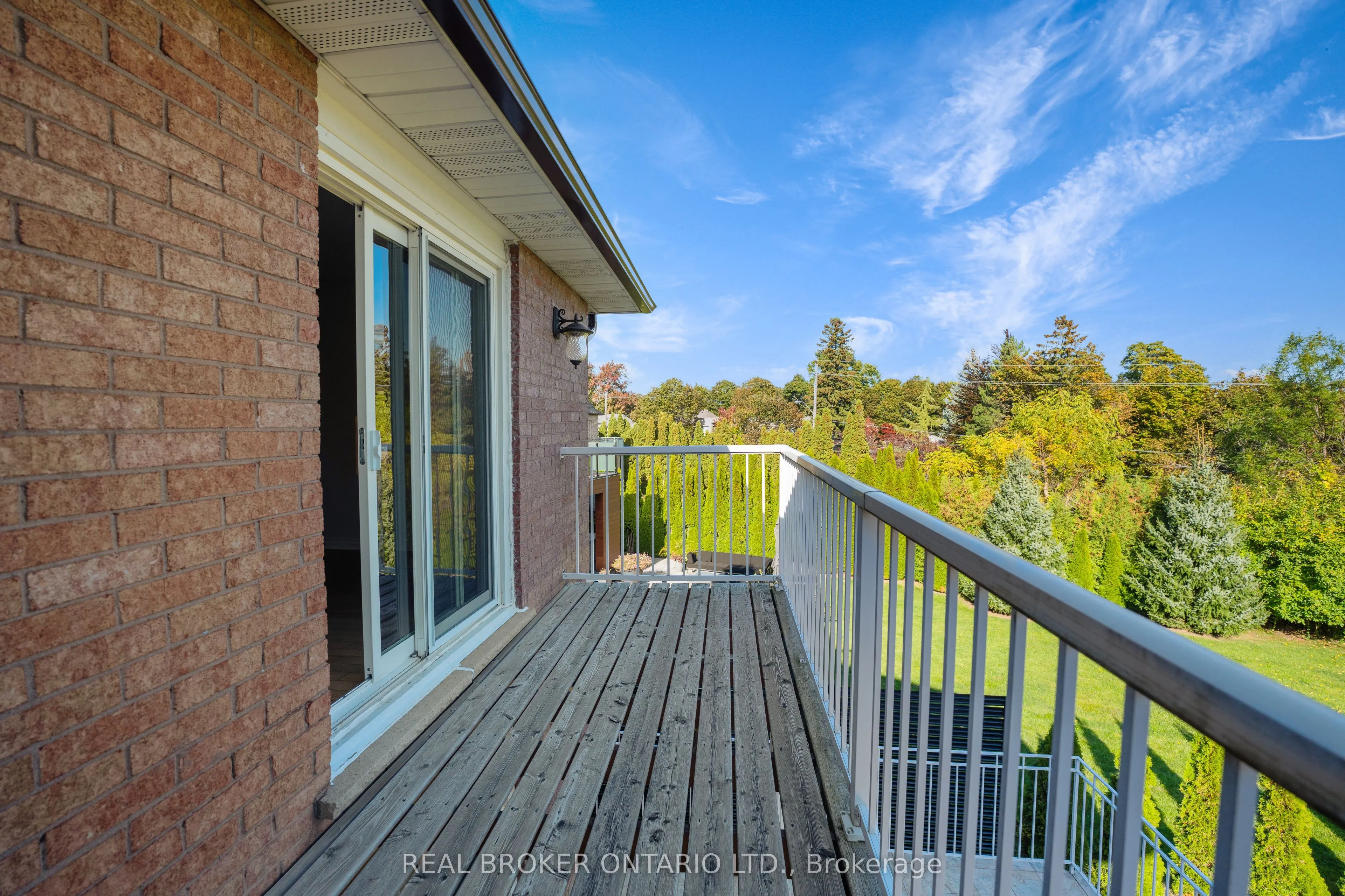 87A Hill Crescent