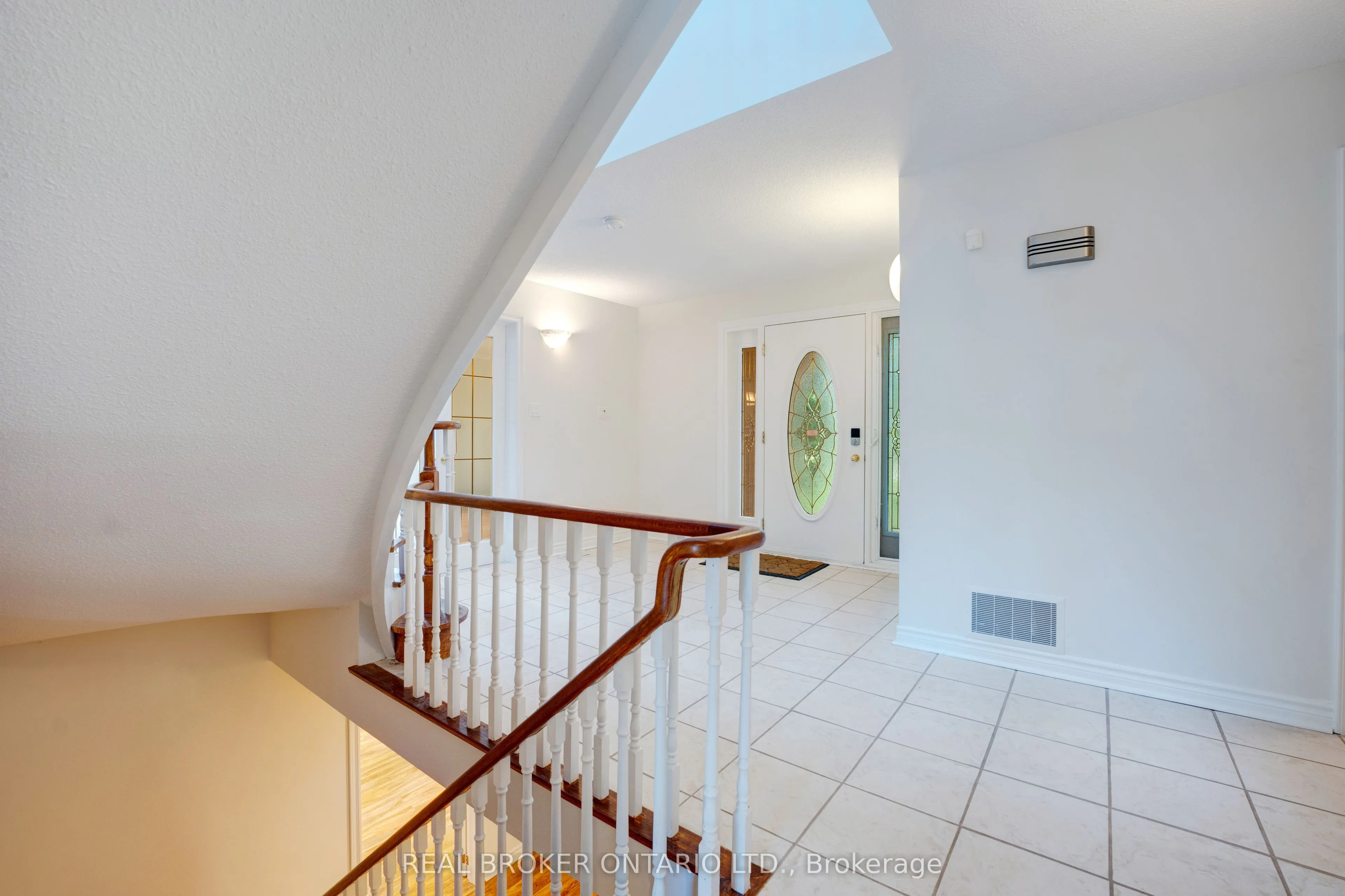 87A Hill Crescent