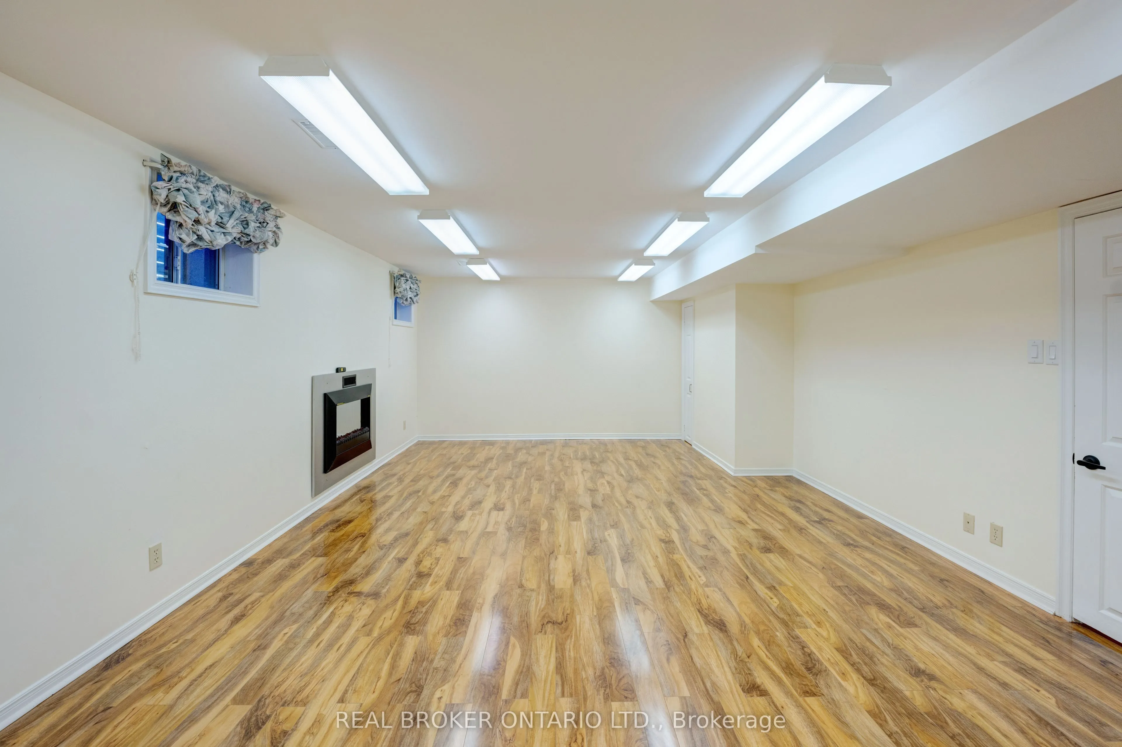 87A Hill Crescent