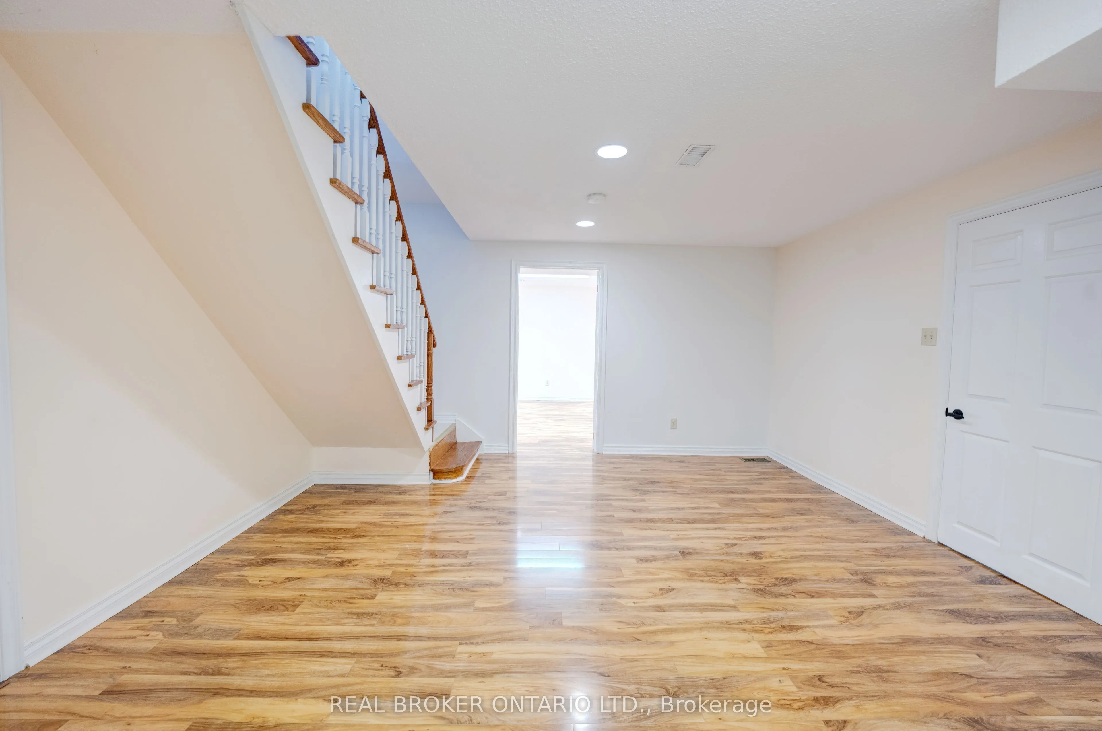 87A Hill Crescent