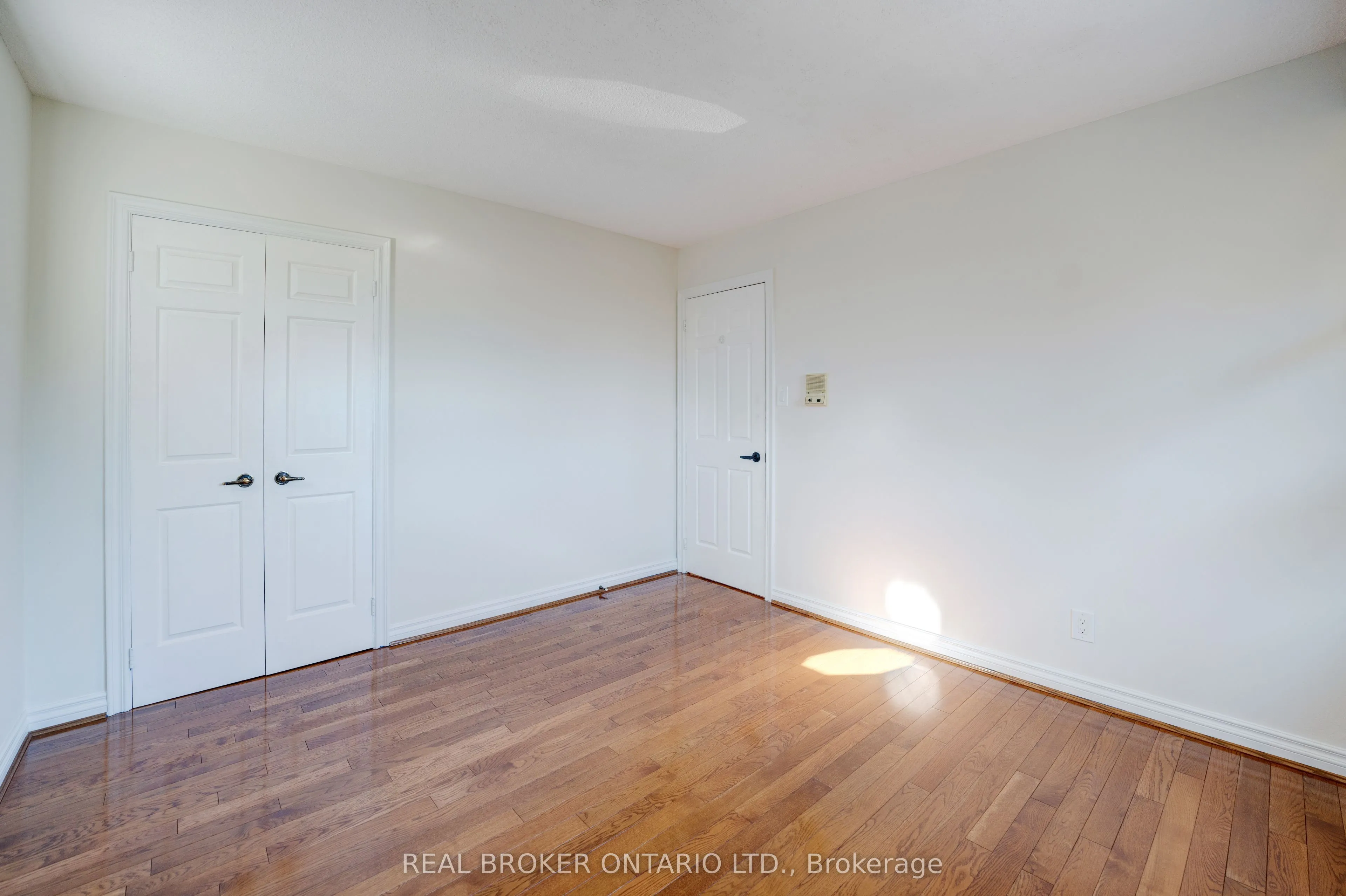 87A Hill Crescent
