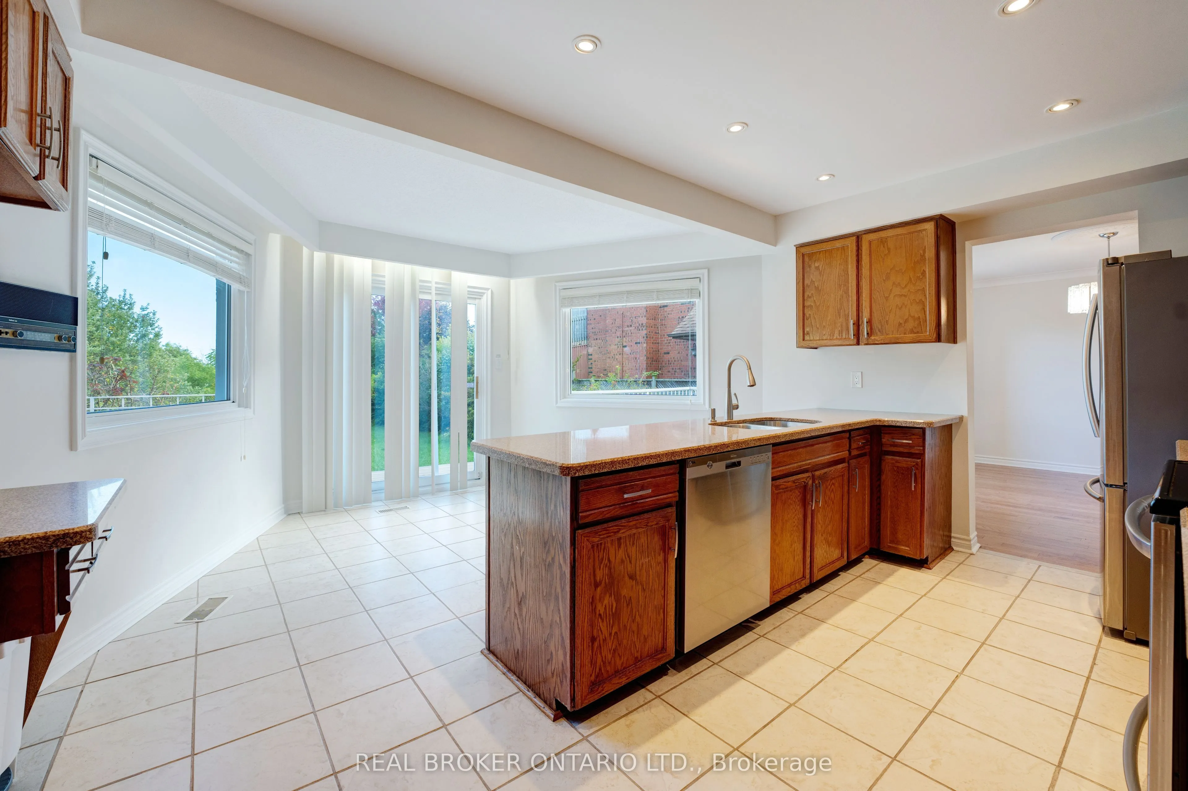 87A Hill Crescent