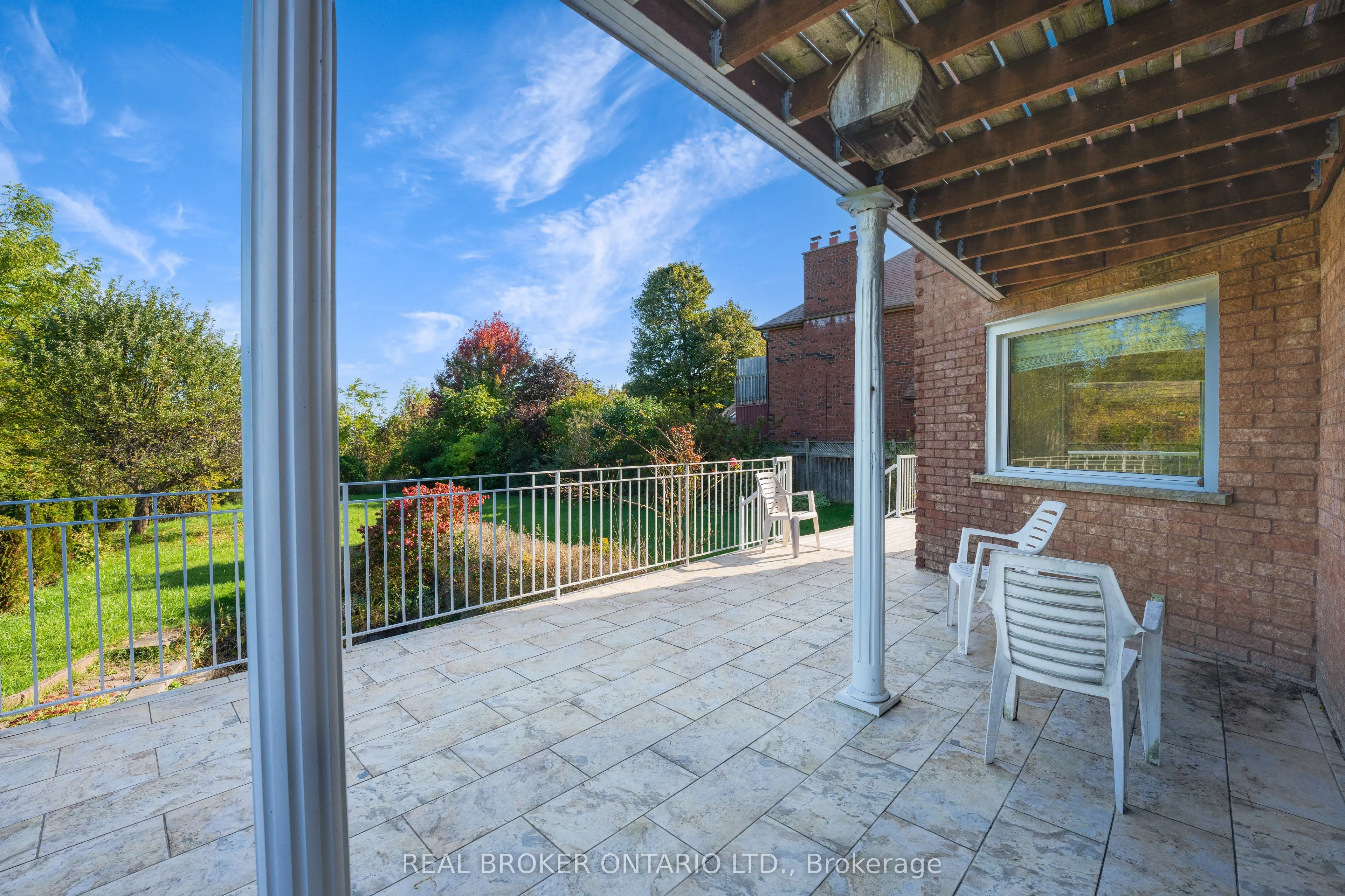 87A Hill Crescent