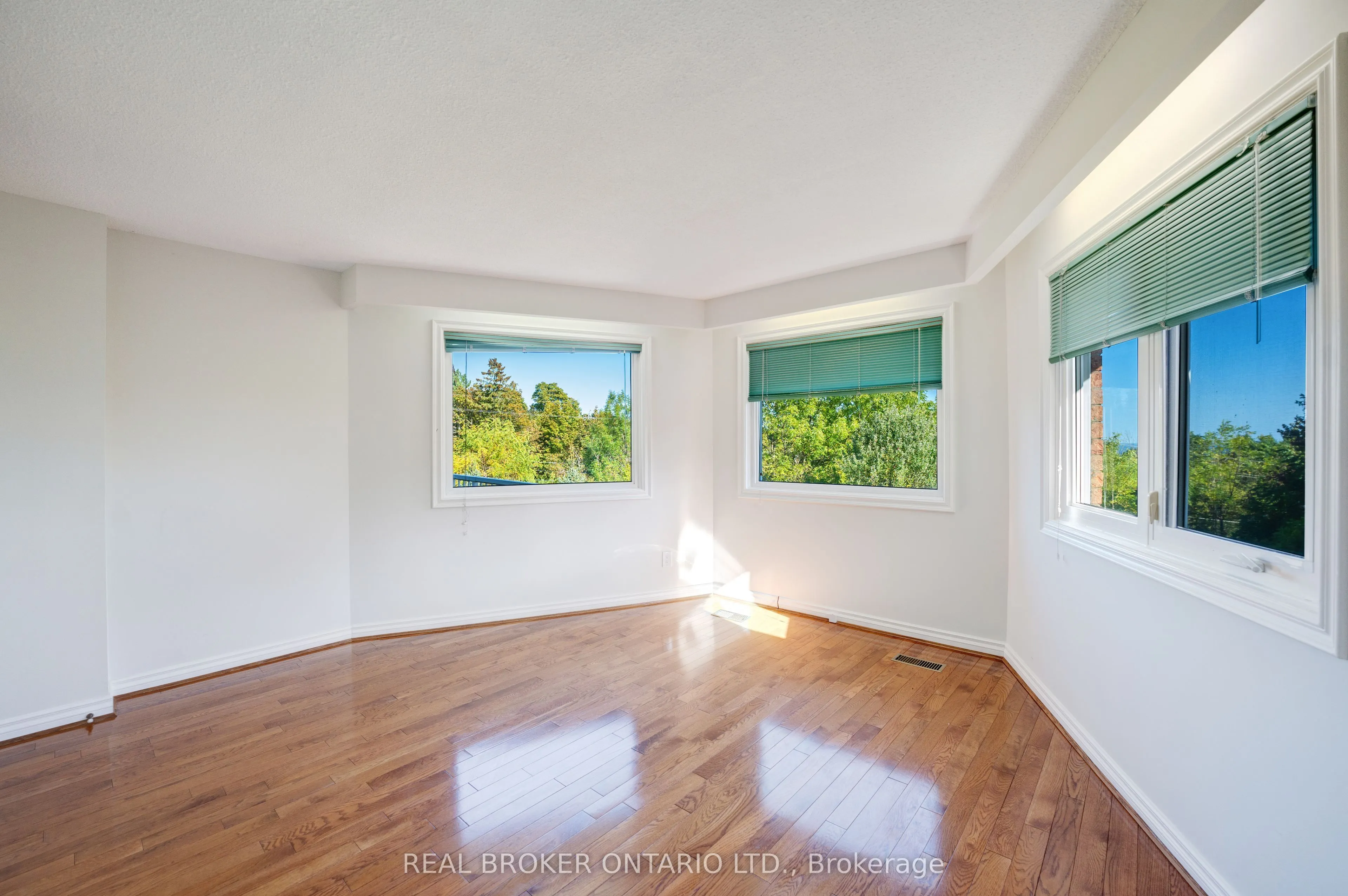 87A Hill Crescent