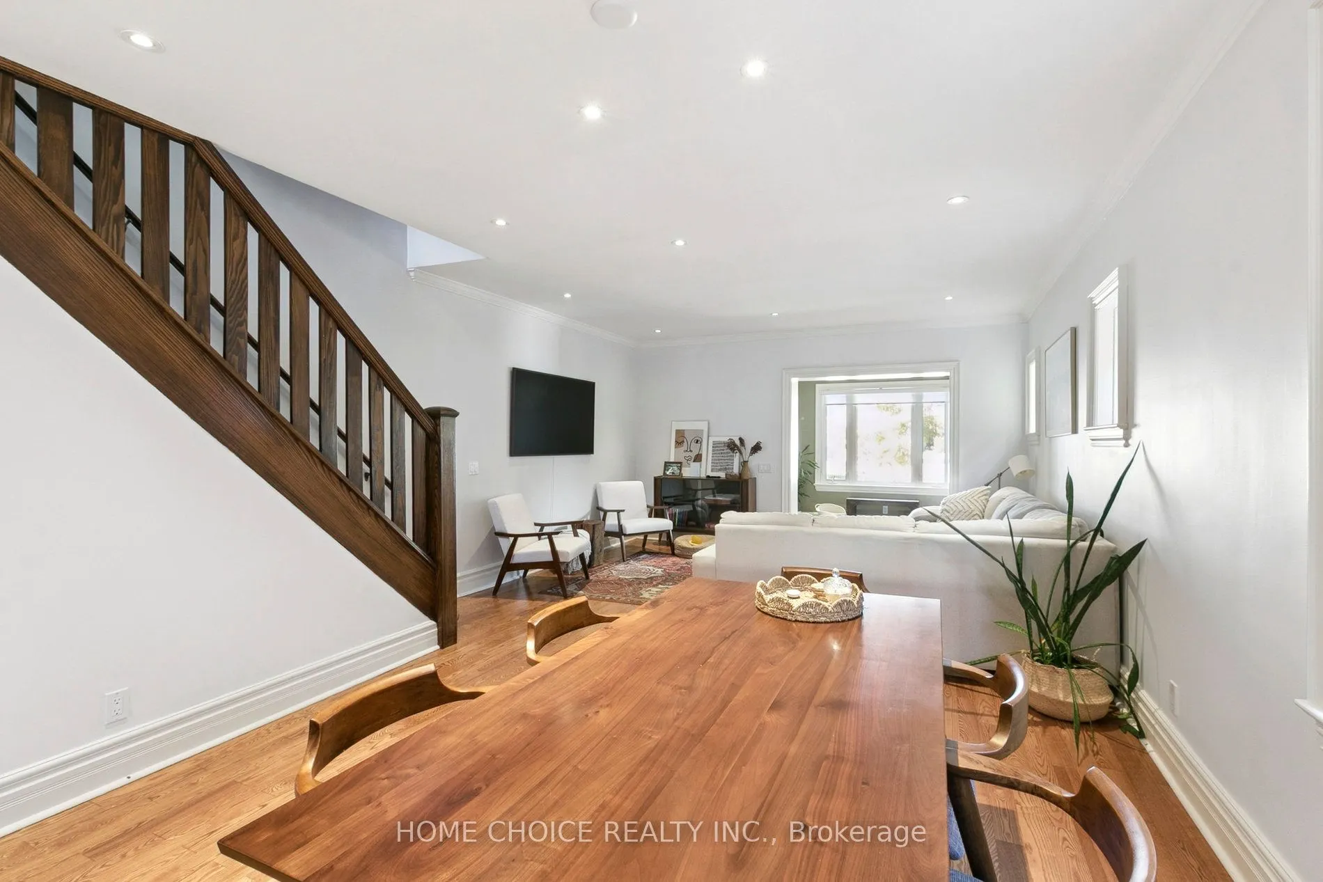 283 Ashdale Avenue