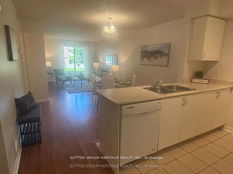 45 Petra Way, #1