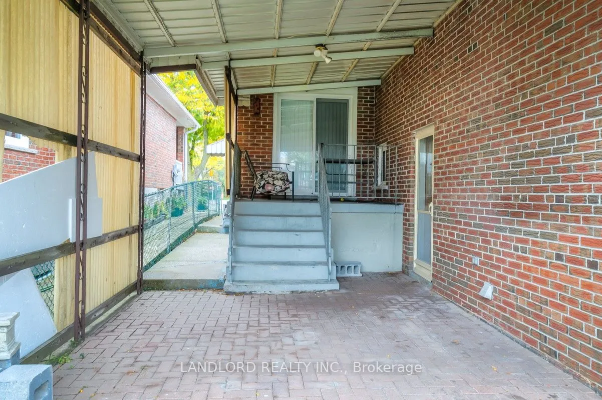 15 Arkona Drive, #Lower