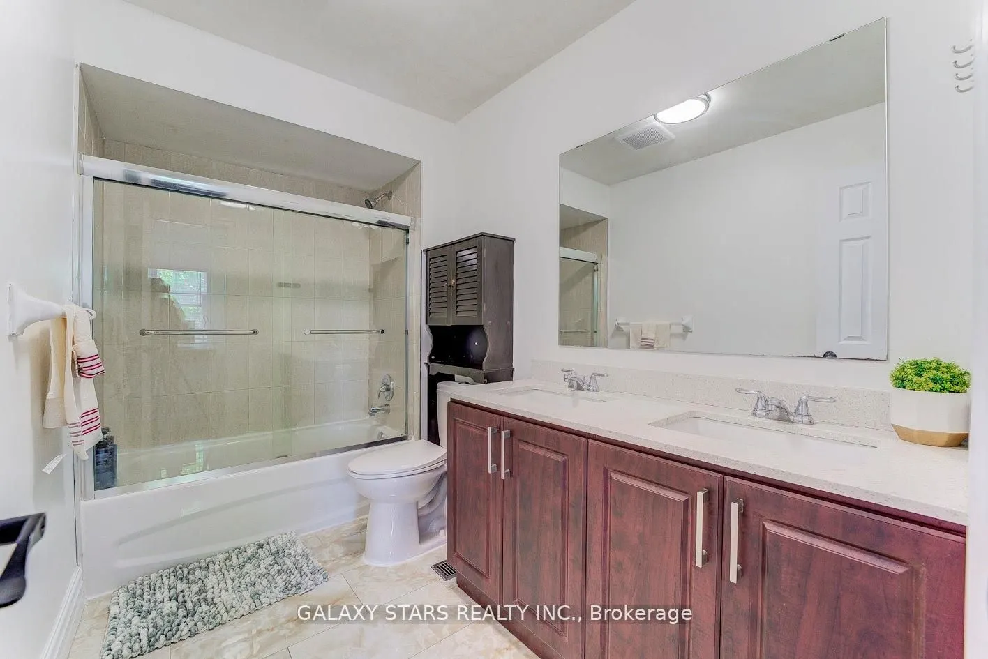 45 Booth Crescent