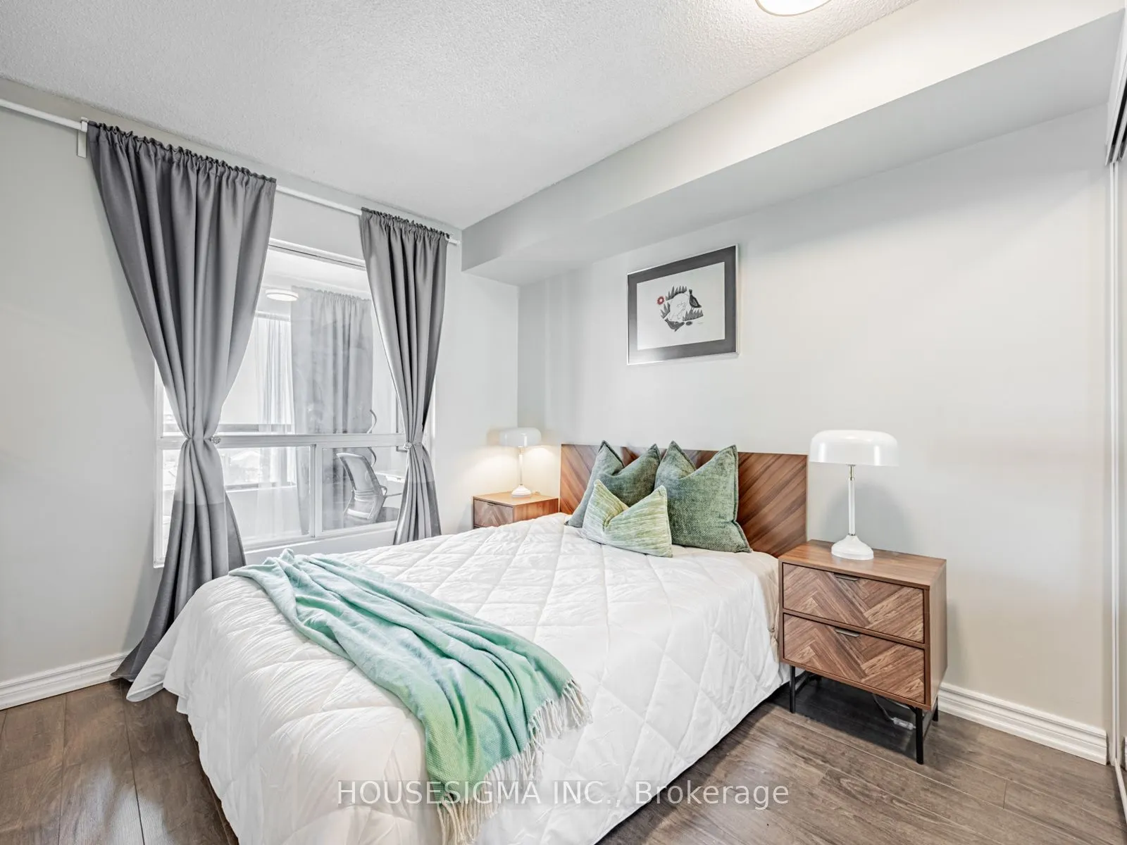39 Kimbercroft Court, #703