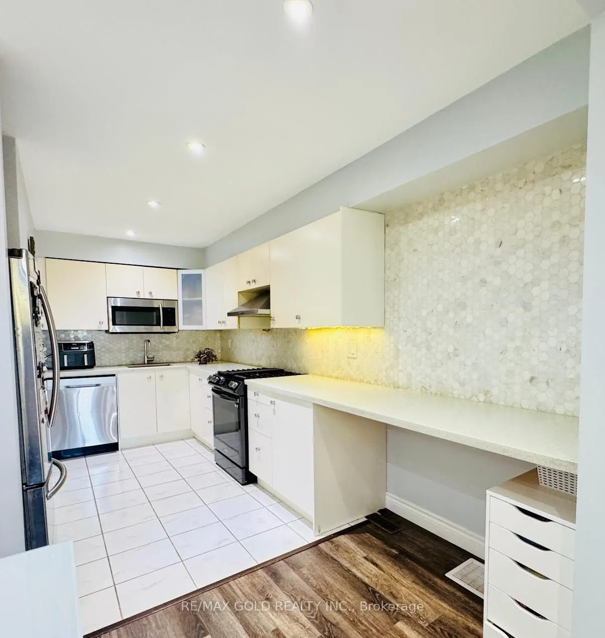 140 Quantrell Trail