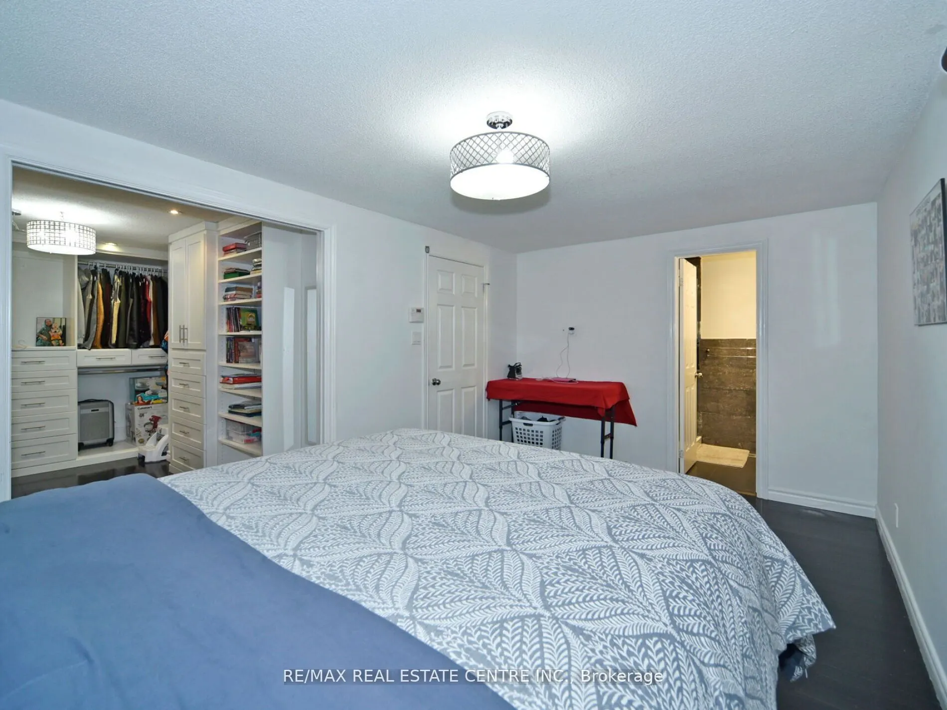 41 Fieldview Crescent