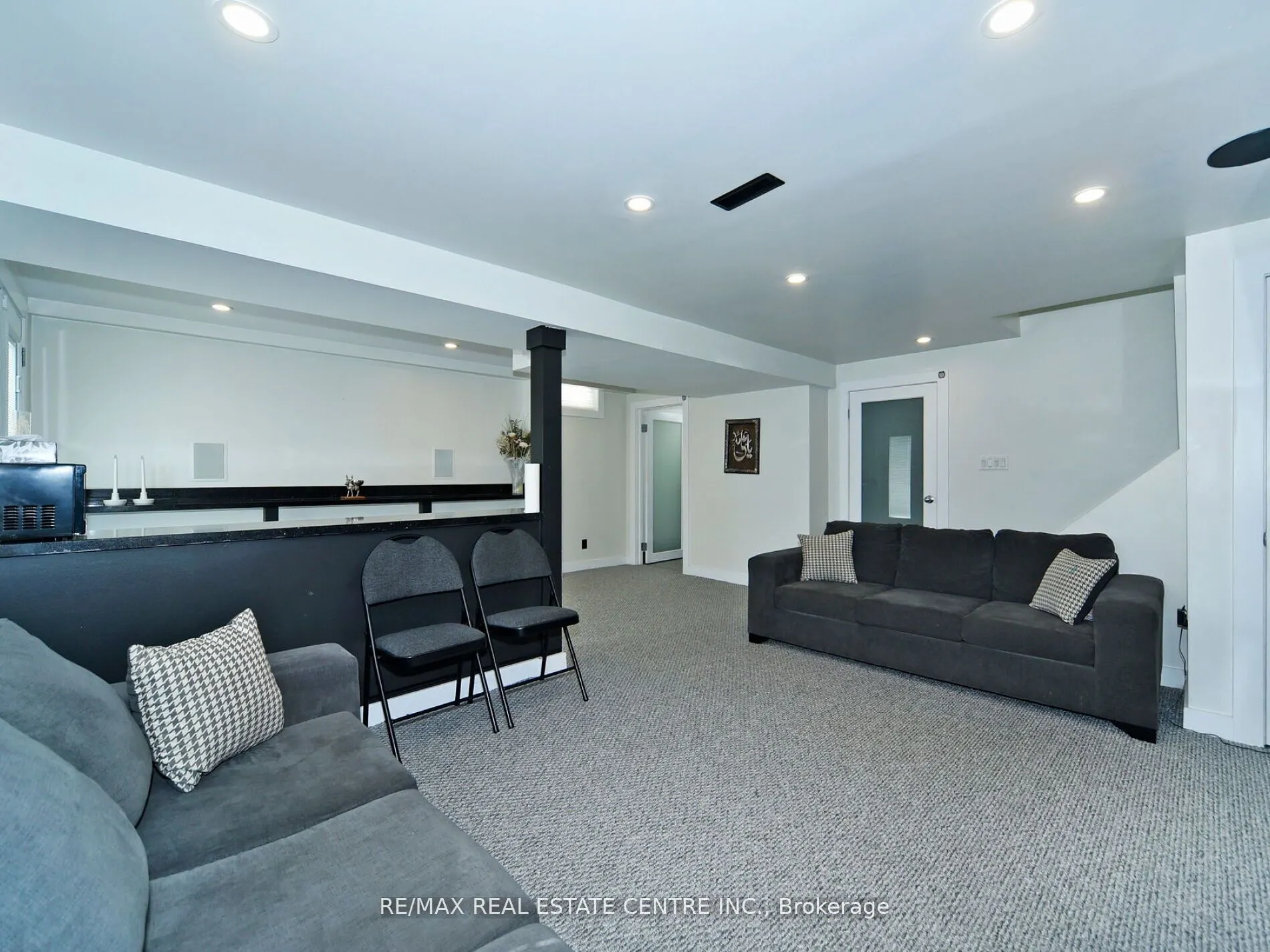 41 Fieldview Crescent