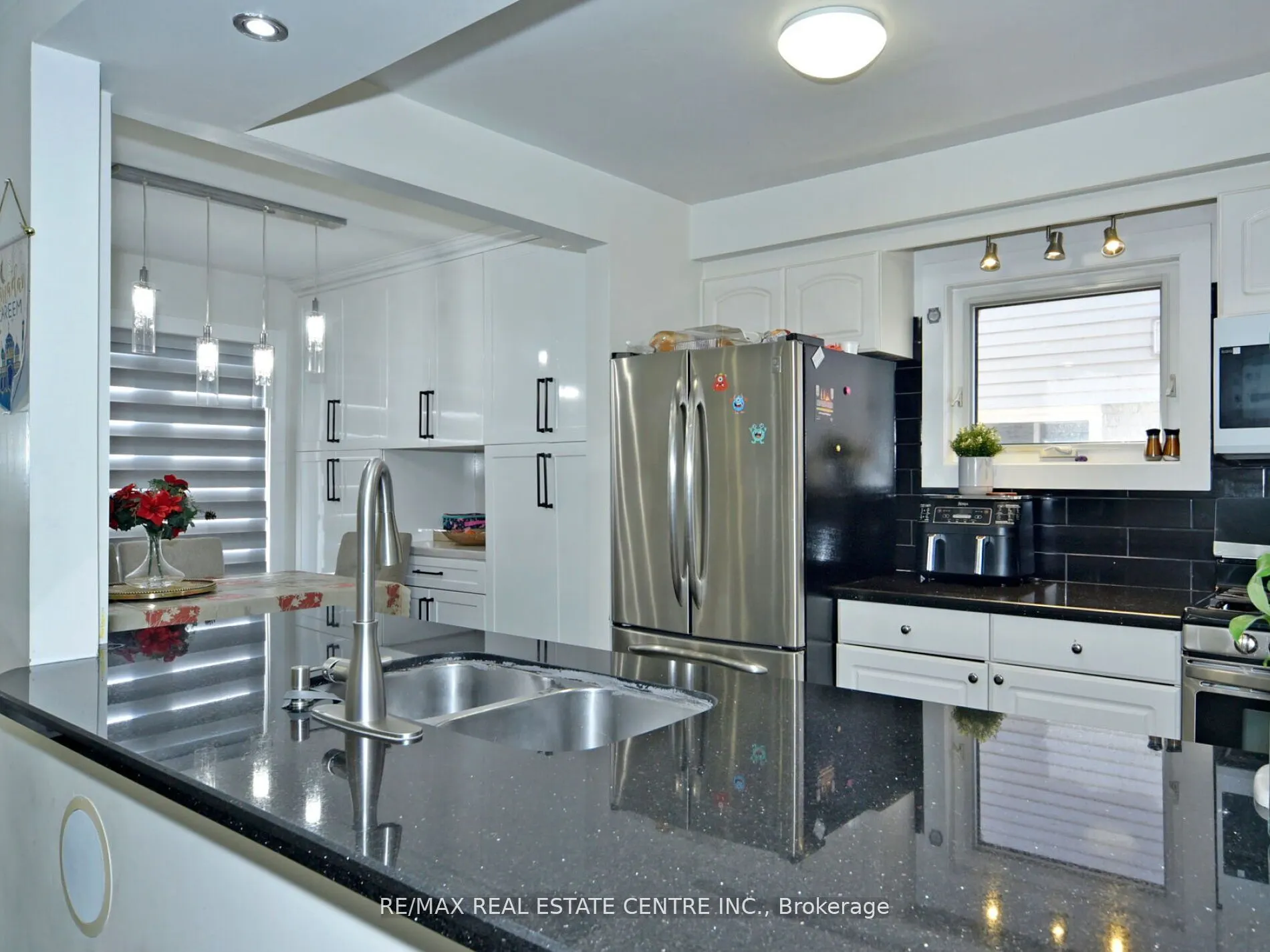 41 Fieldview Crescent
