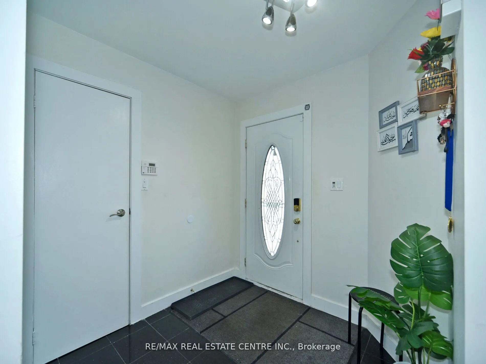 41 Fieldview Crescent