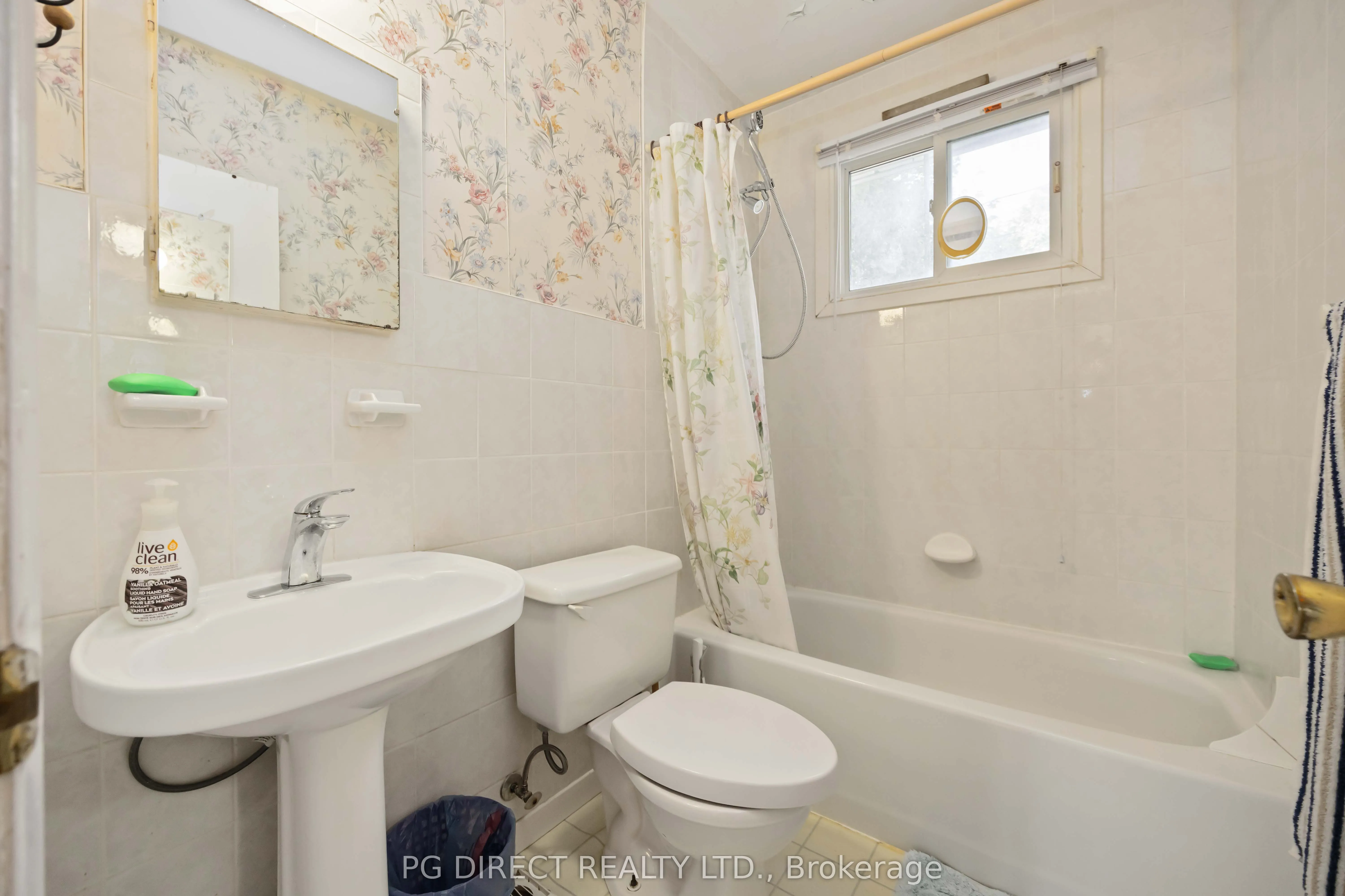 123 Tulloch Drive