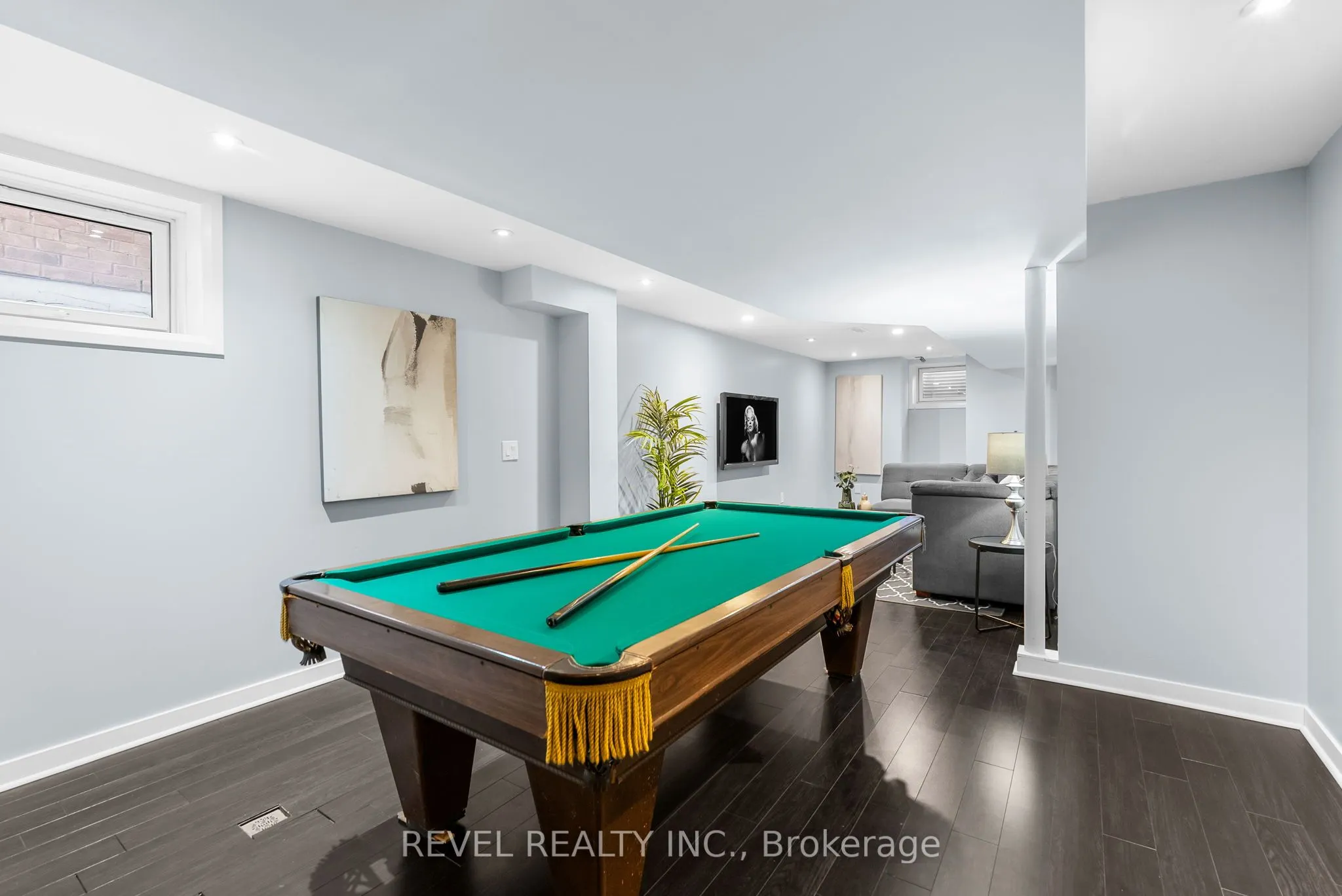 97 Sharplin Drive