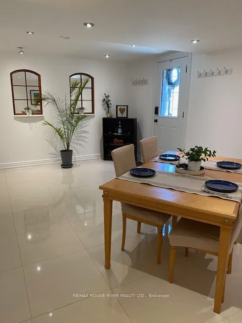 155 Island Road