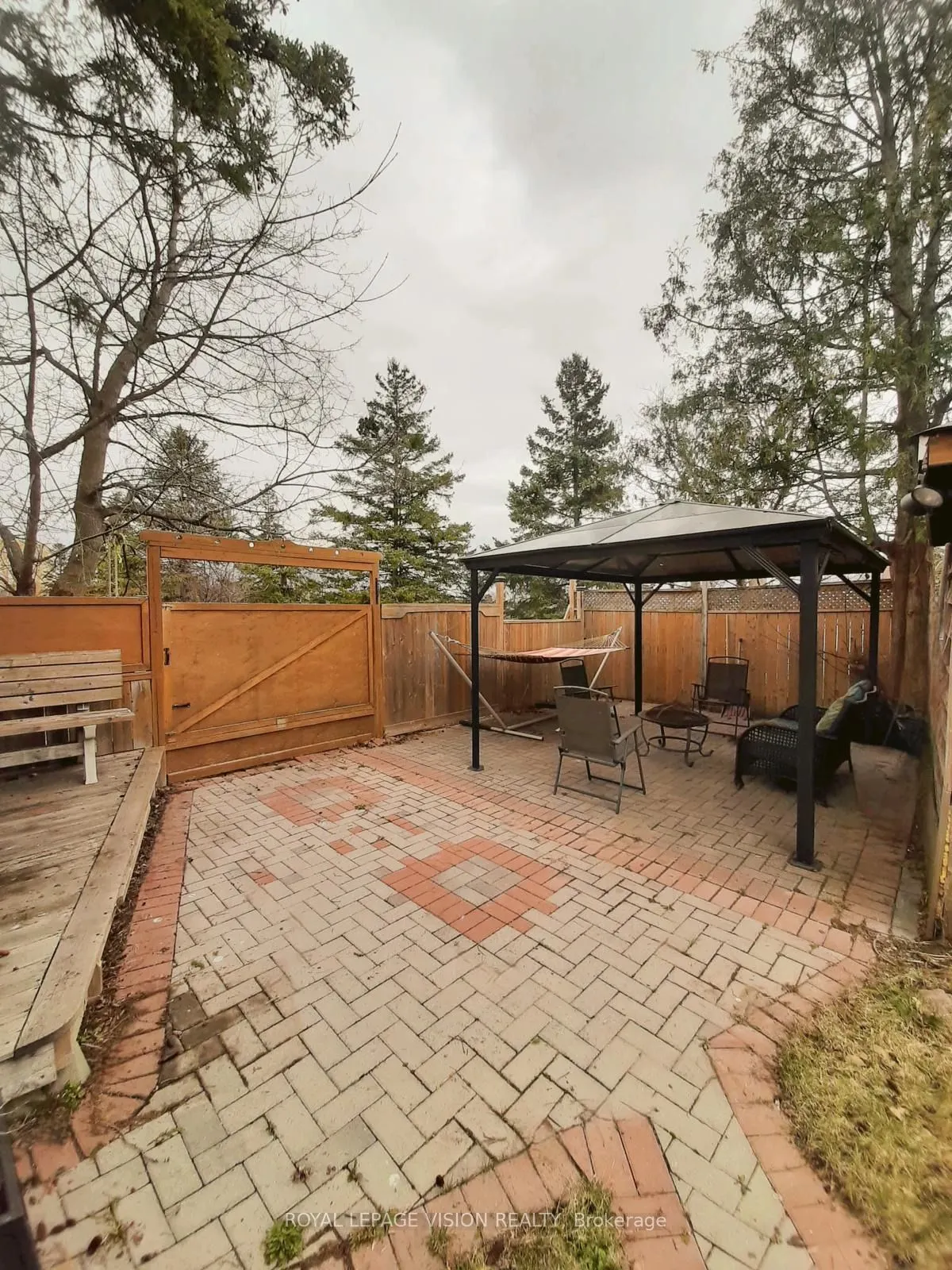 52 Ellendale Drive