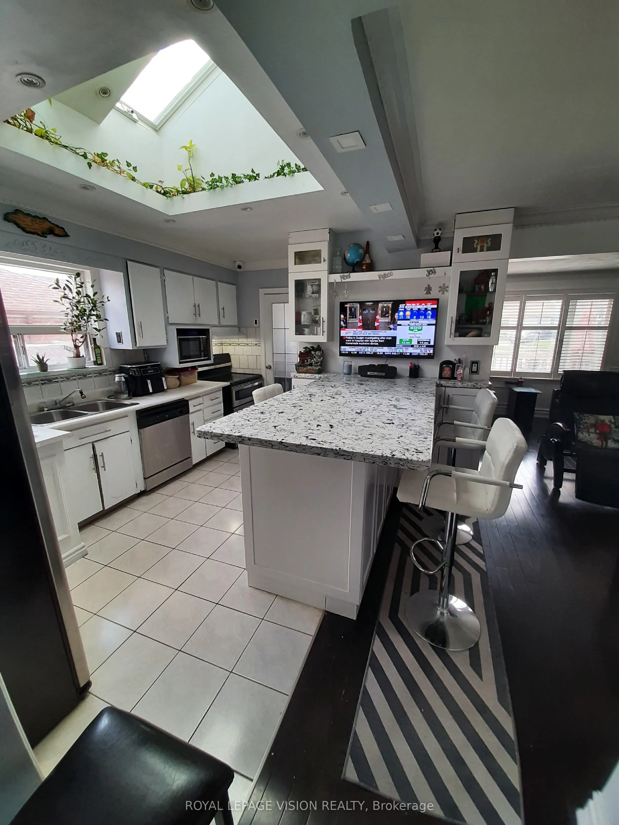 52 Ellendale Drive