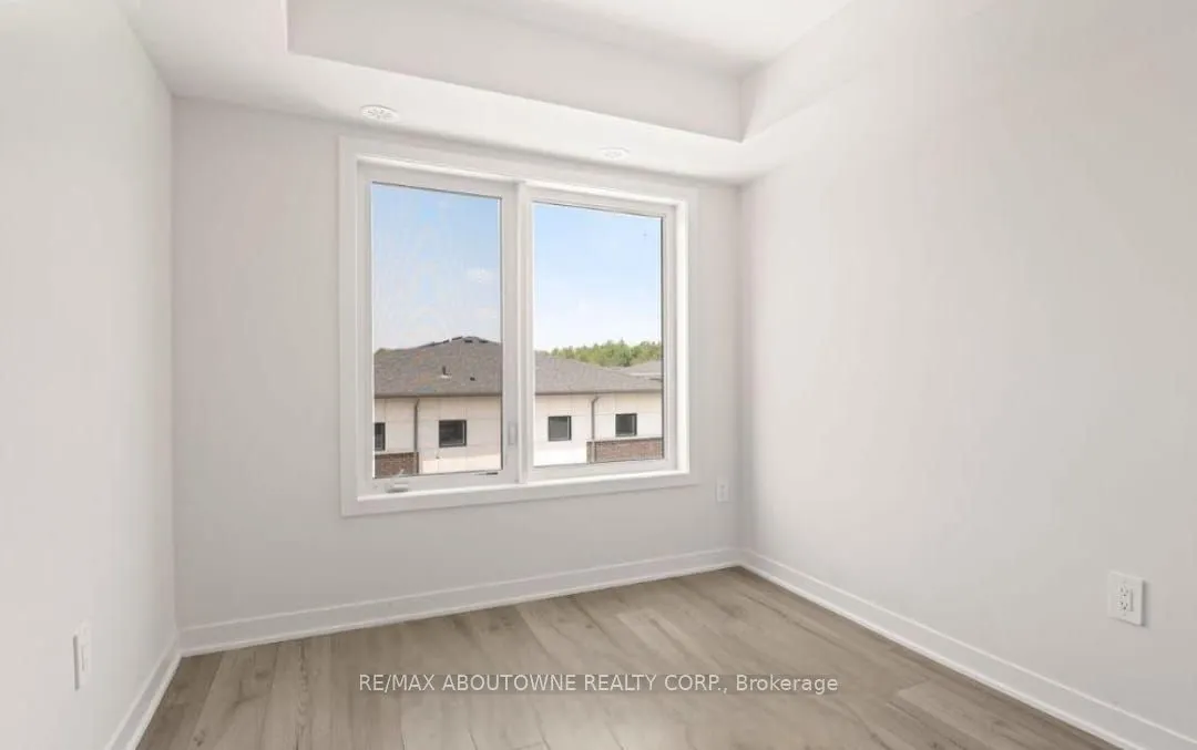 1695 Dersan Street, #220