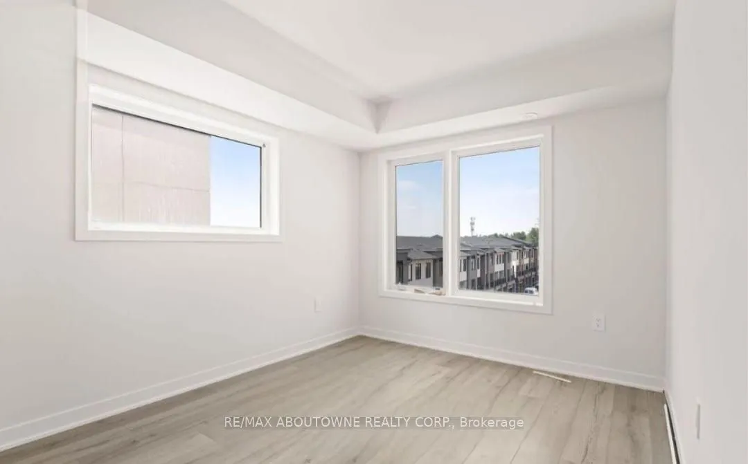 1695 Dersan Street, #220