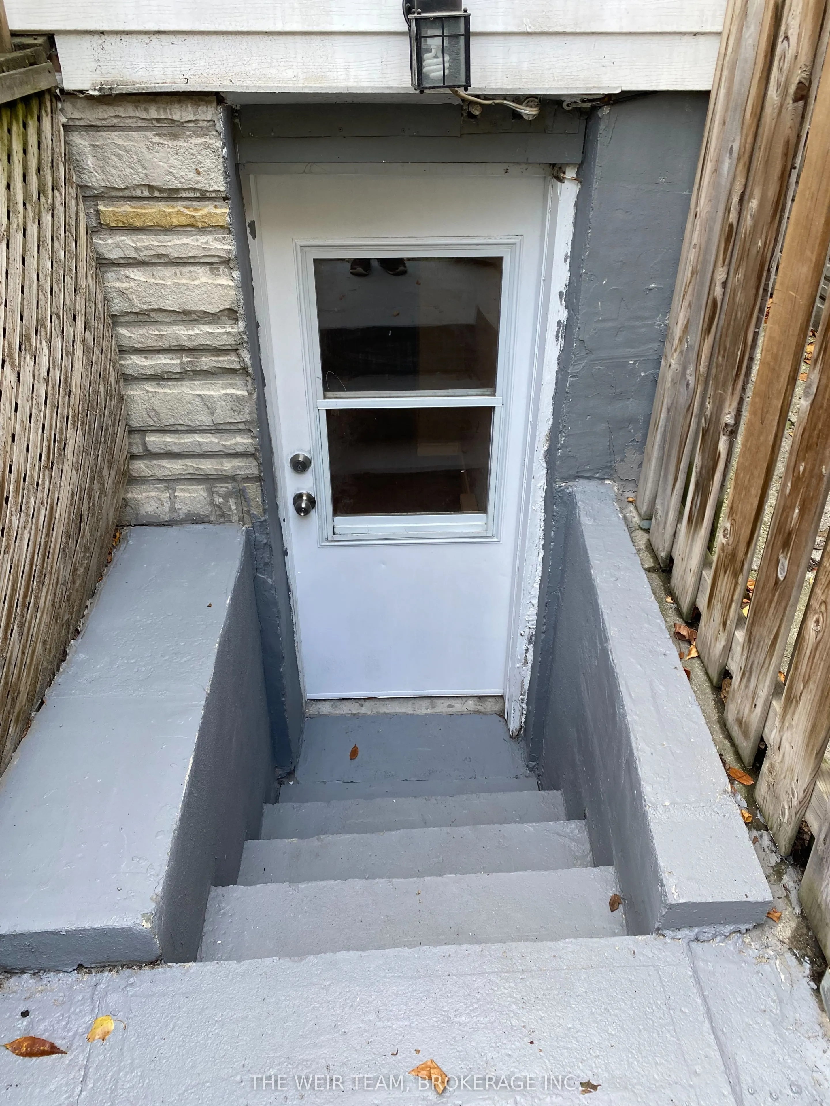 61 Rushbrooke Avenue, #Lower