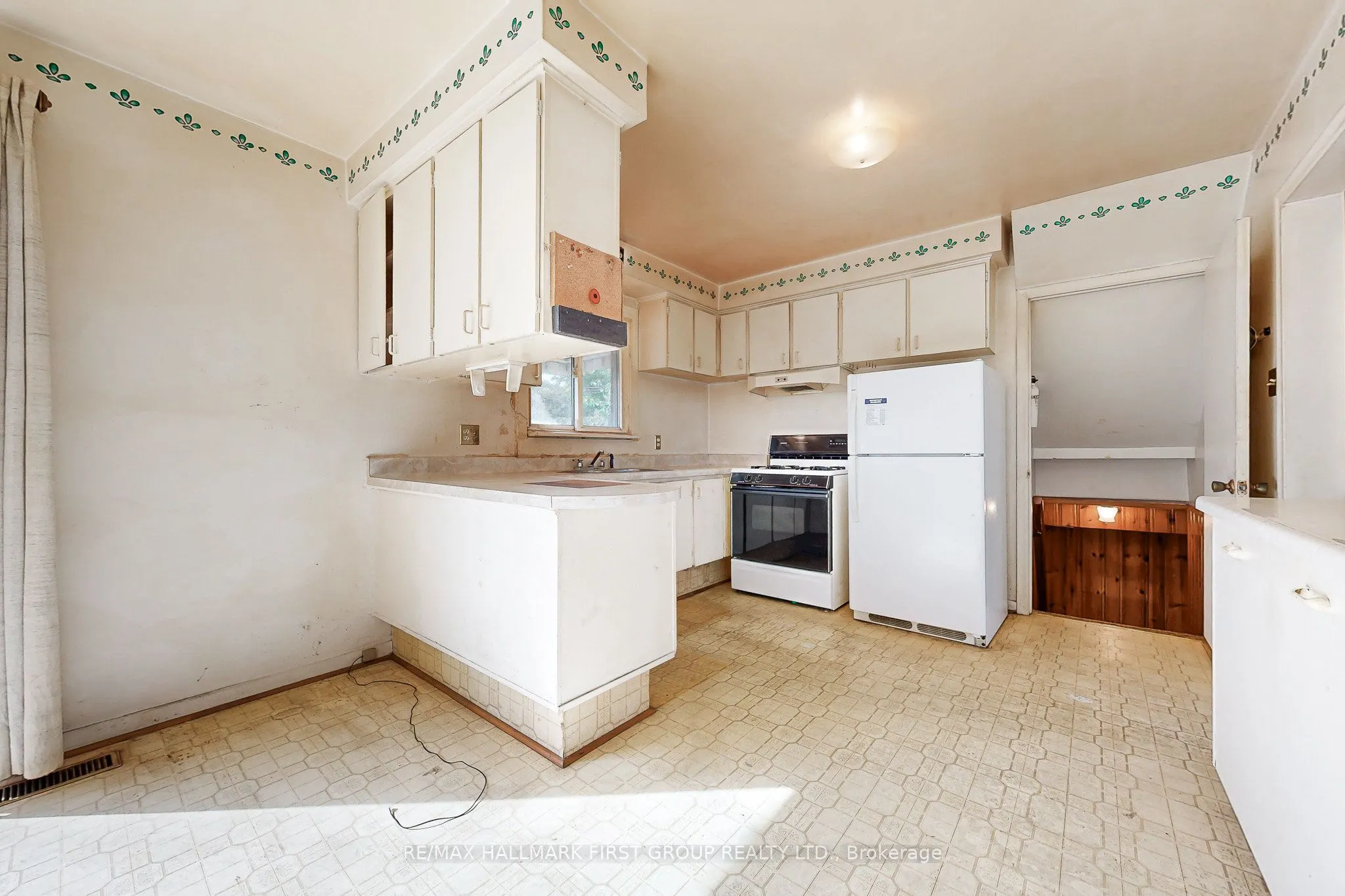 14 Heatherwood Road