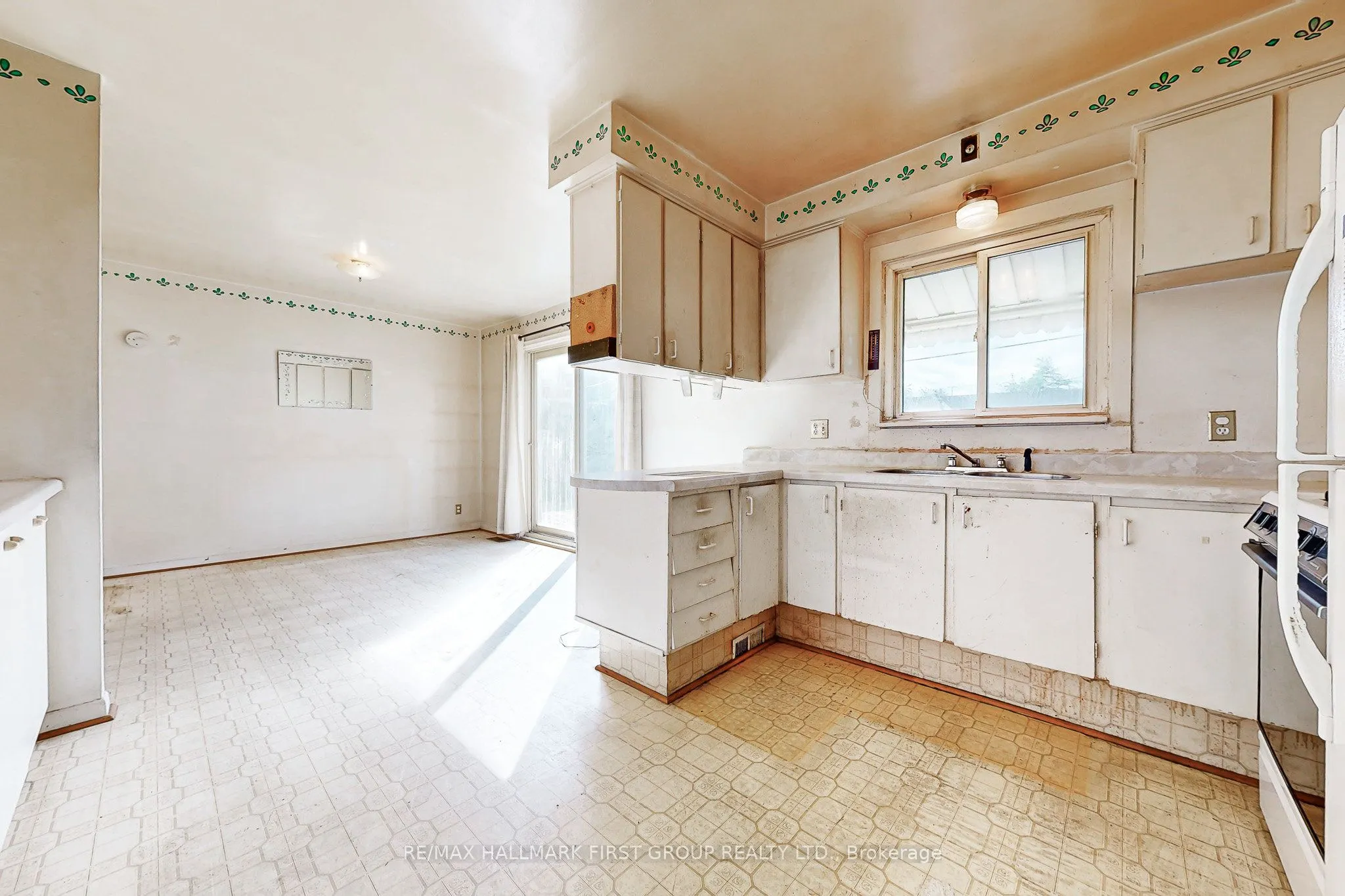 14 Heatherwood Road