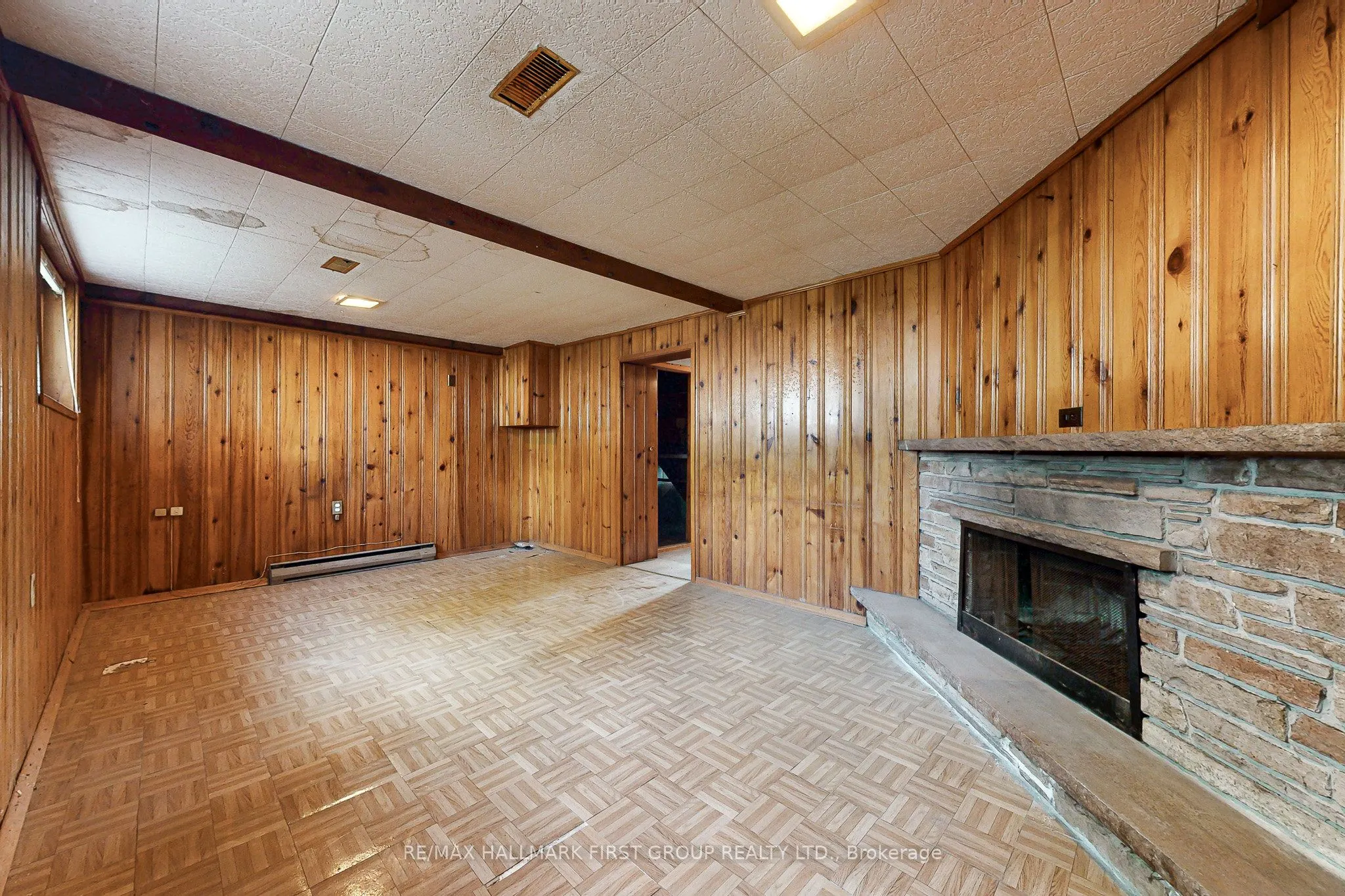 14 Heatherwood Road