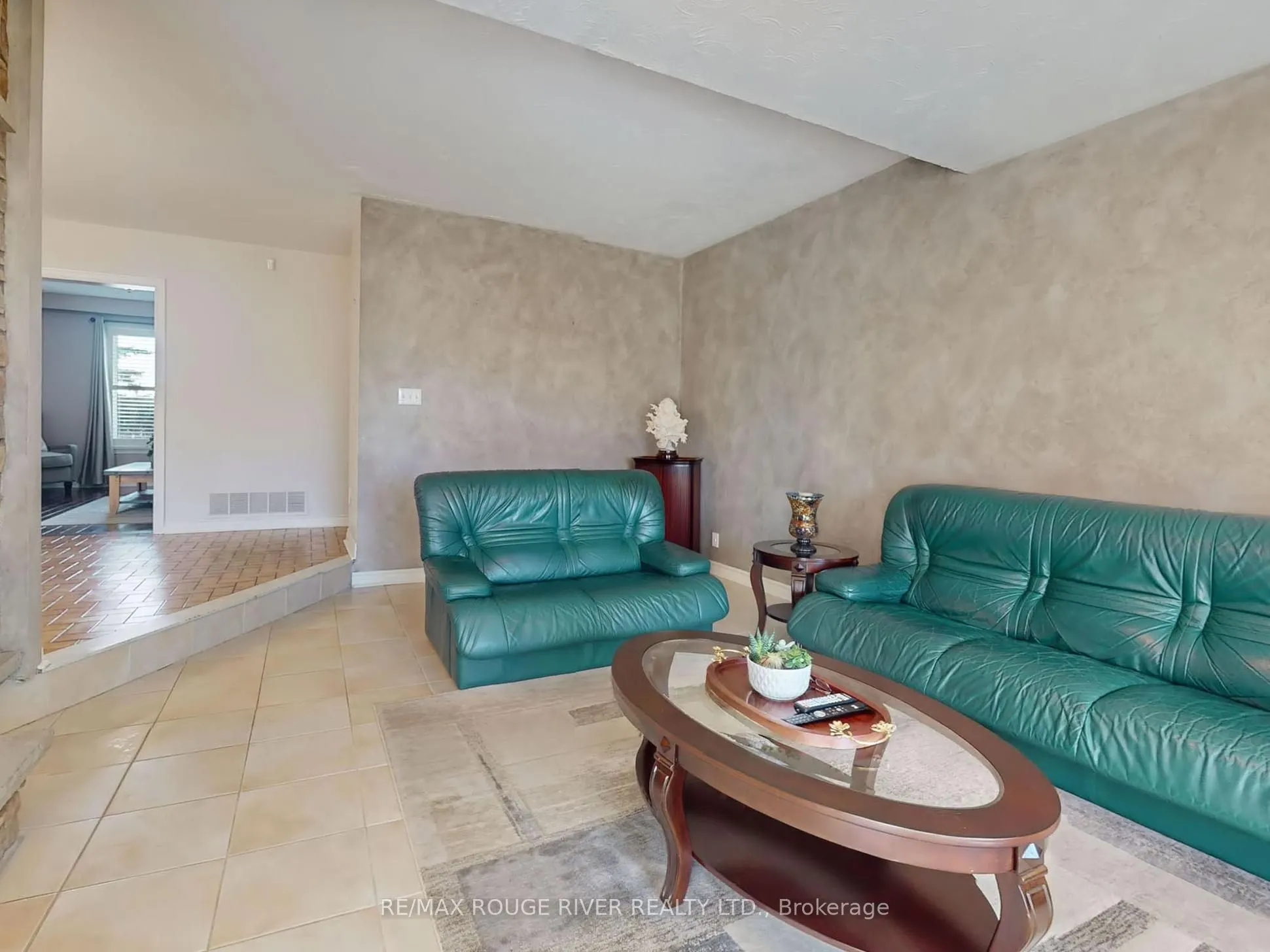 3555 Westney Road
