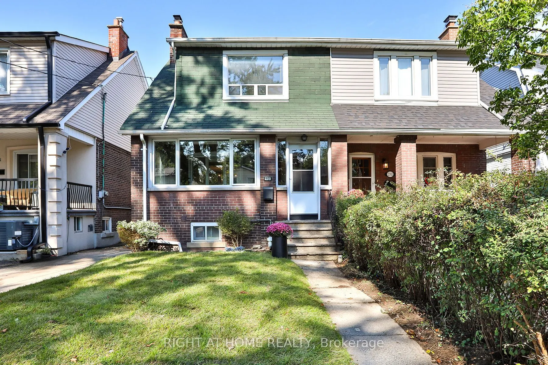 230 Milverton Boulevard