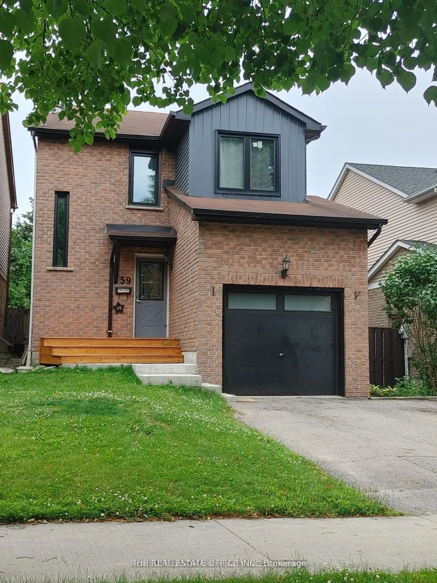 59 Kirby Crescent S